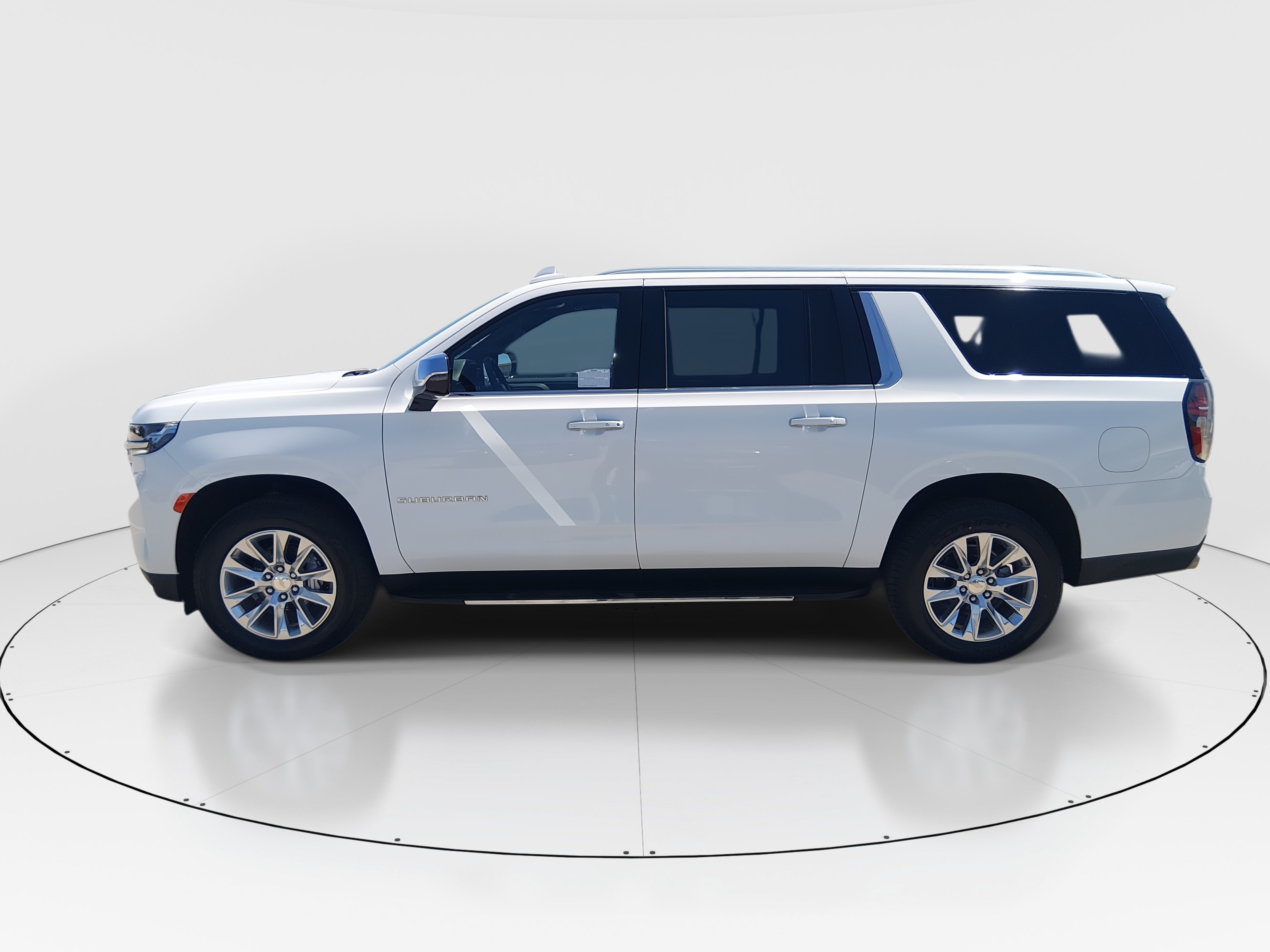2024 Chevrolet Suburban Premier - Photo 4