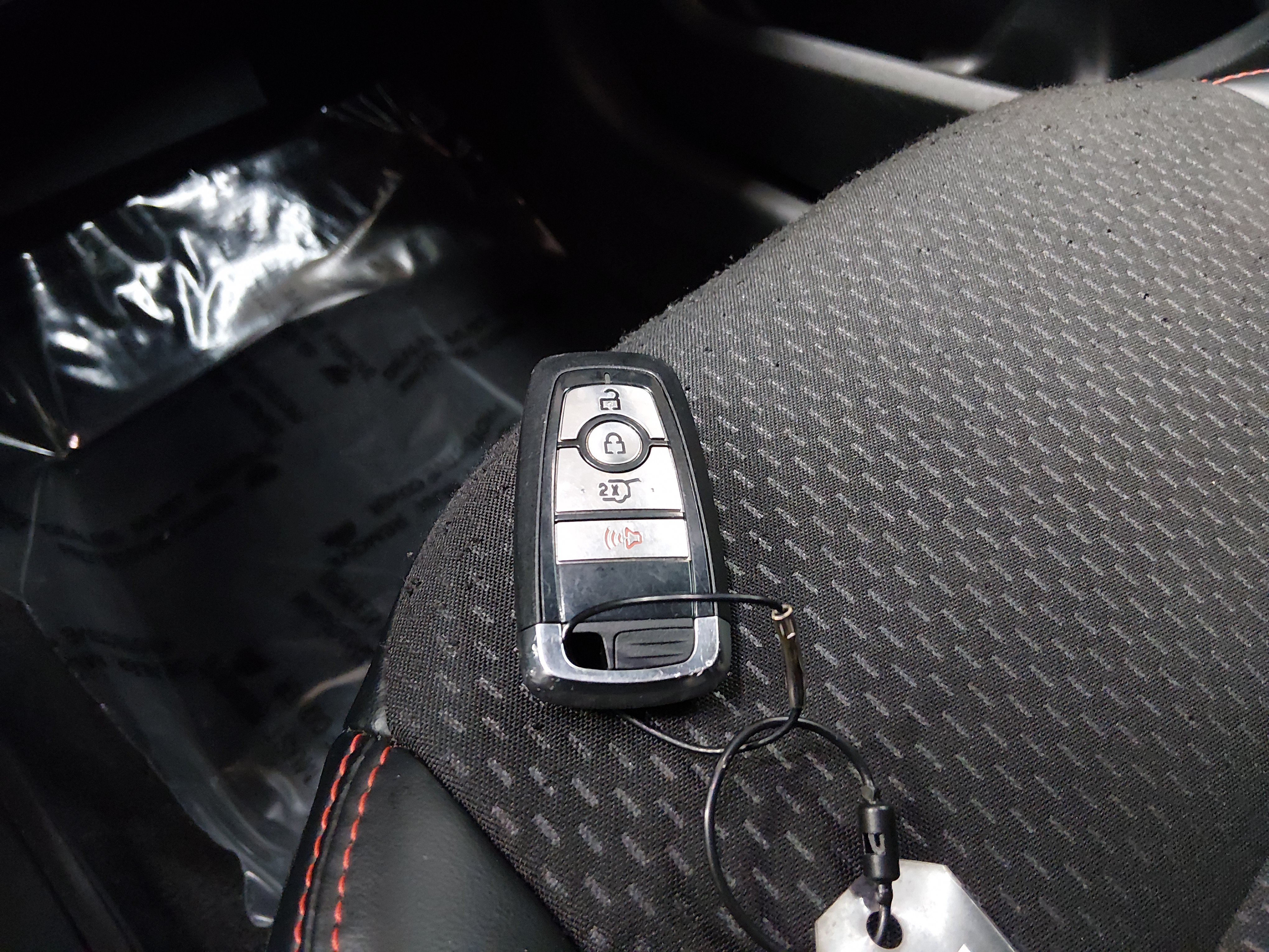 2025 Ford Escape ST-Line - Photo 15