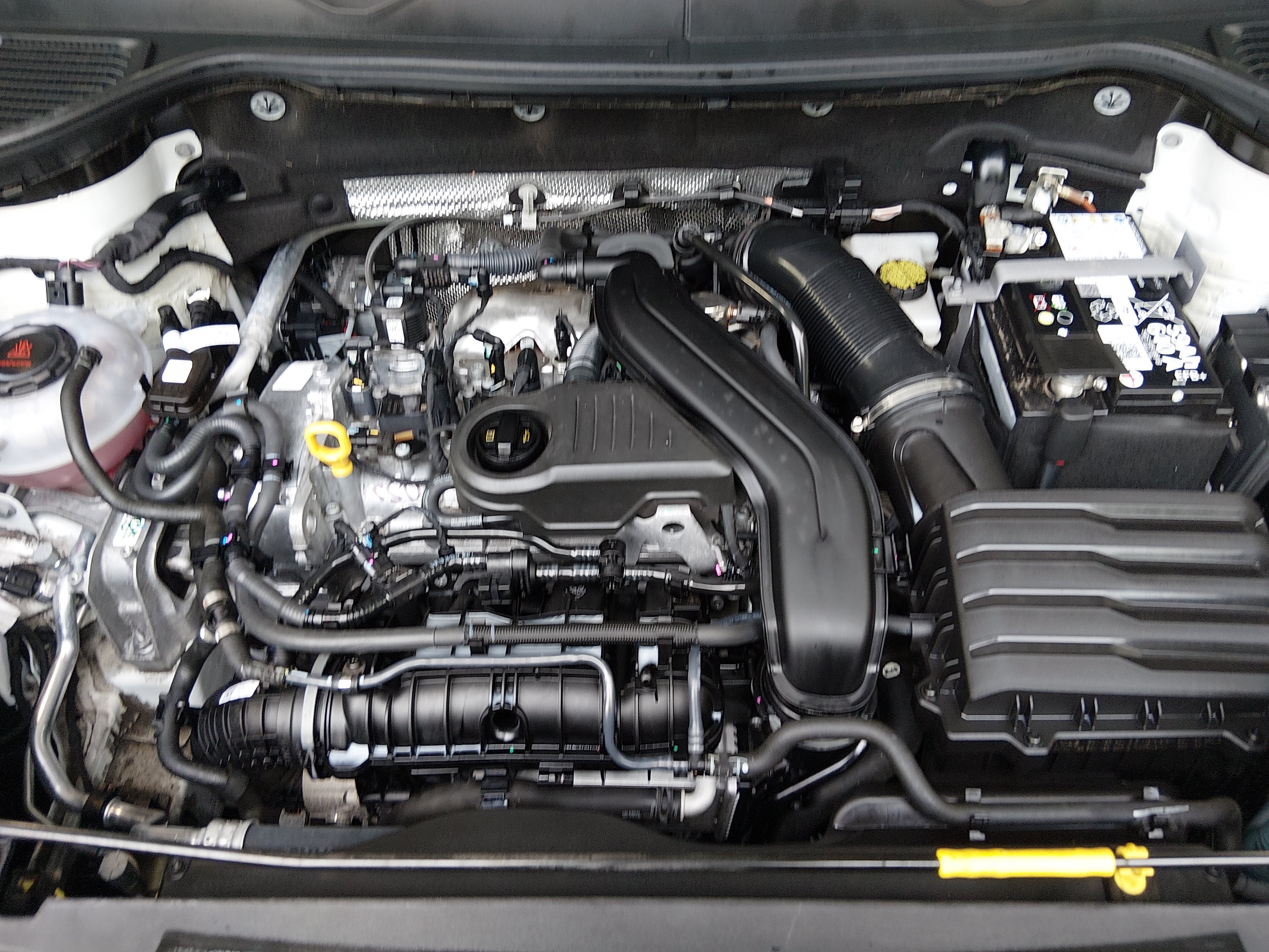 2024 Volkswagen Taos SE - Photo 9