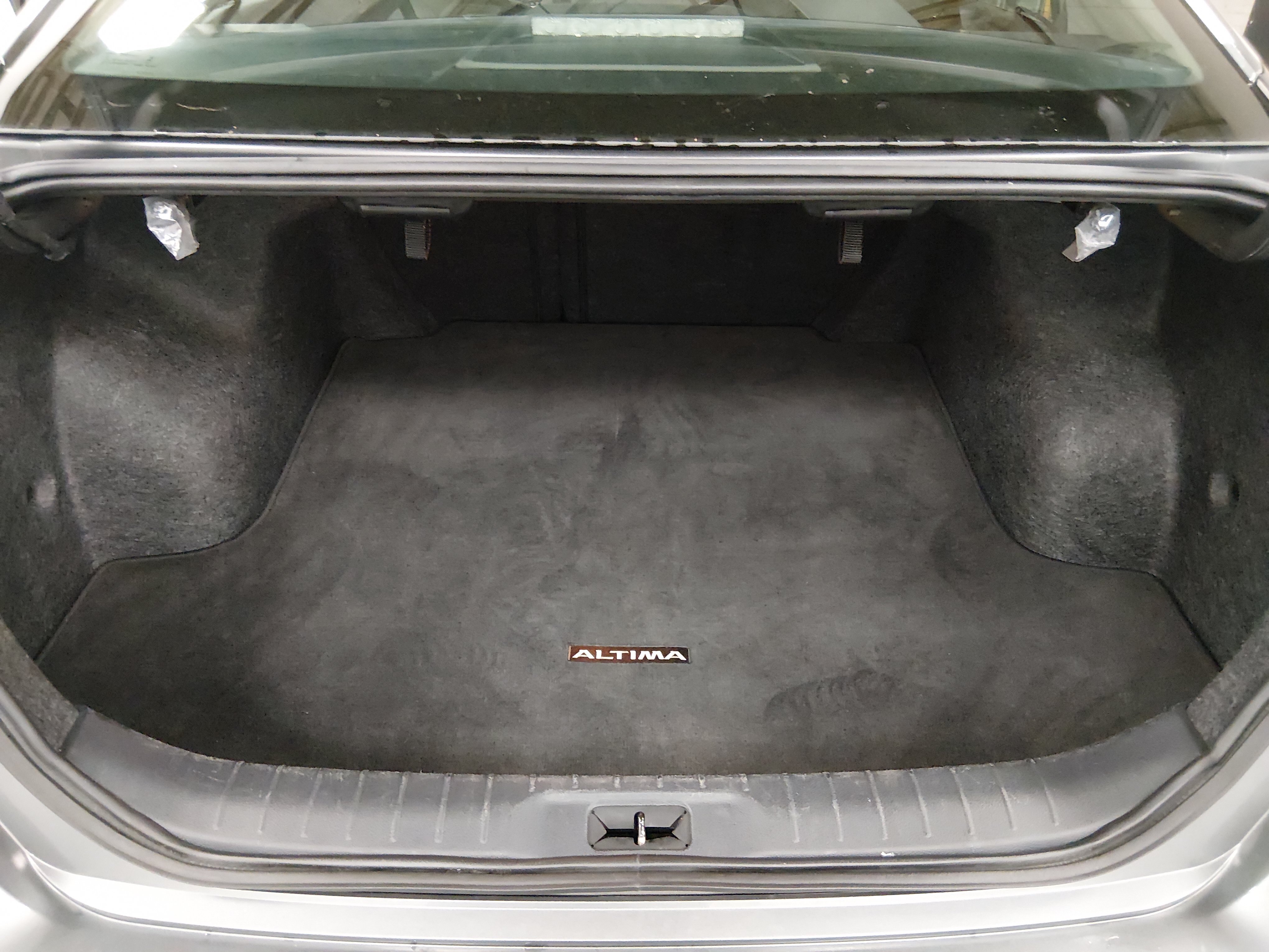 2025 Nissan Altima SV - Photo 11