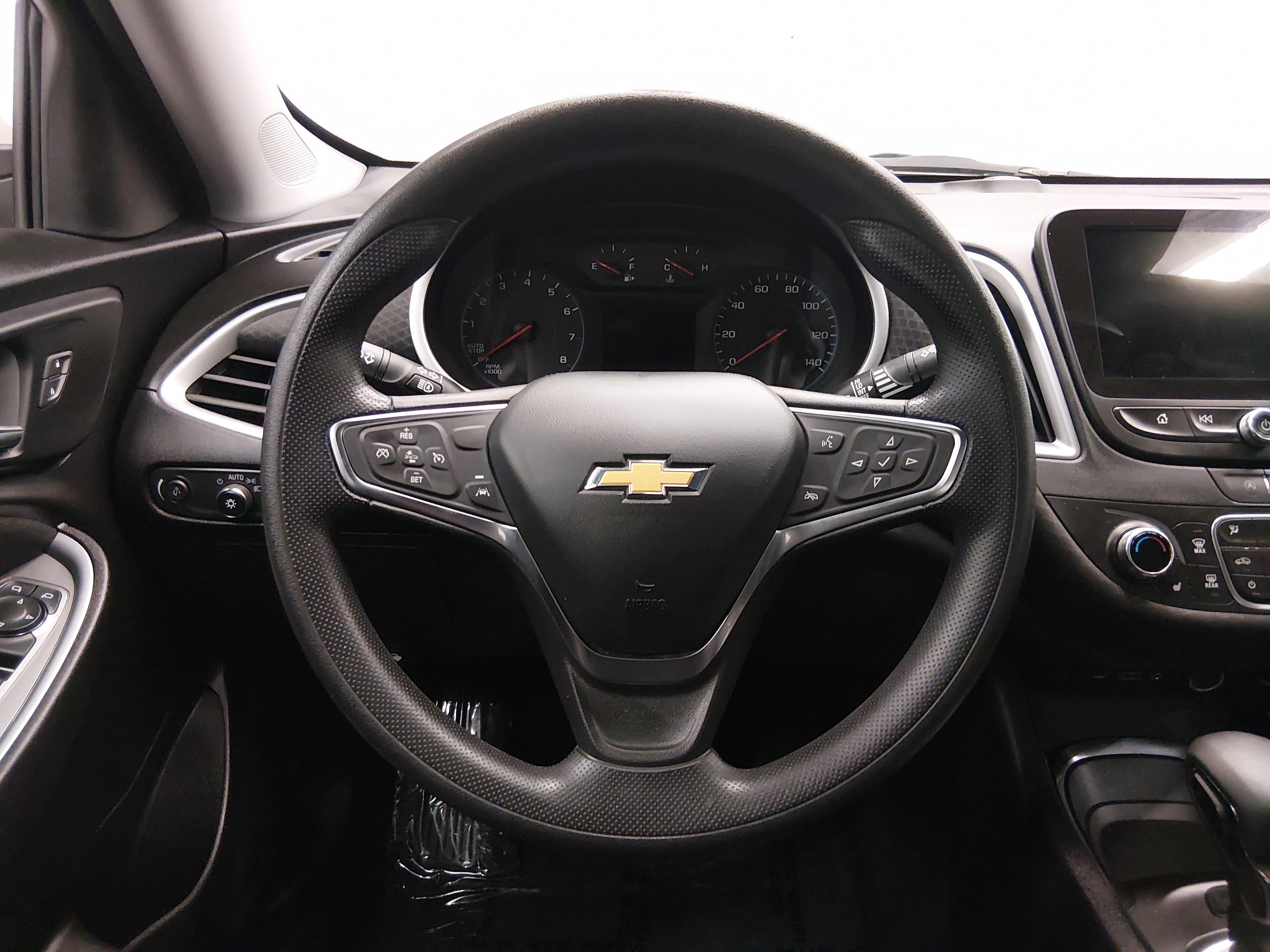 2024 Chevrolet Malibu 1LT - Photo 12