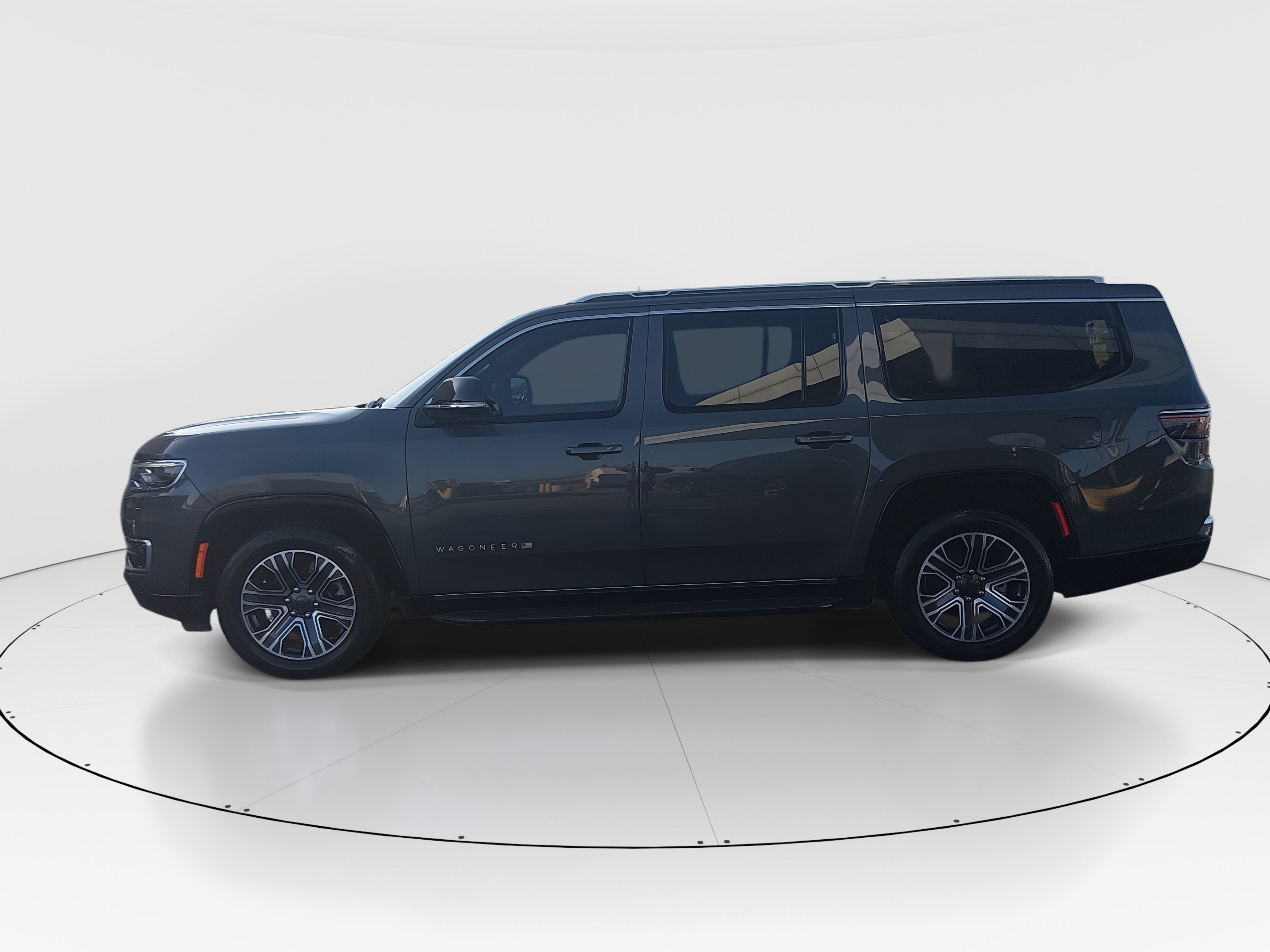 2024 Jeep Wagoneer L 4