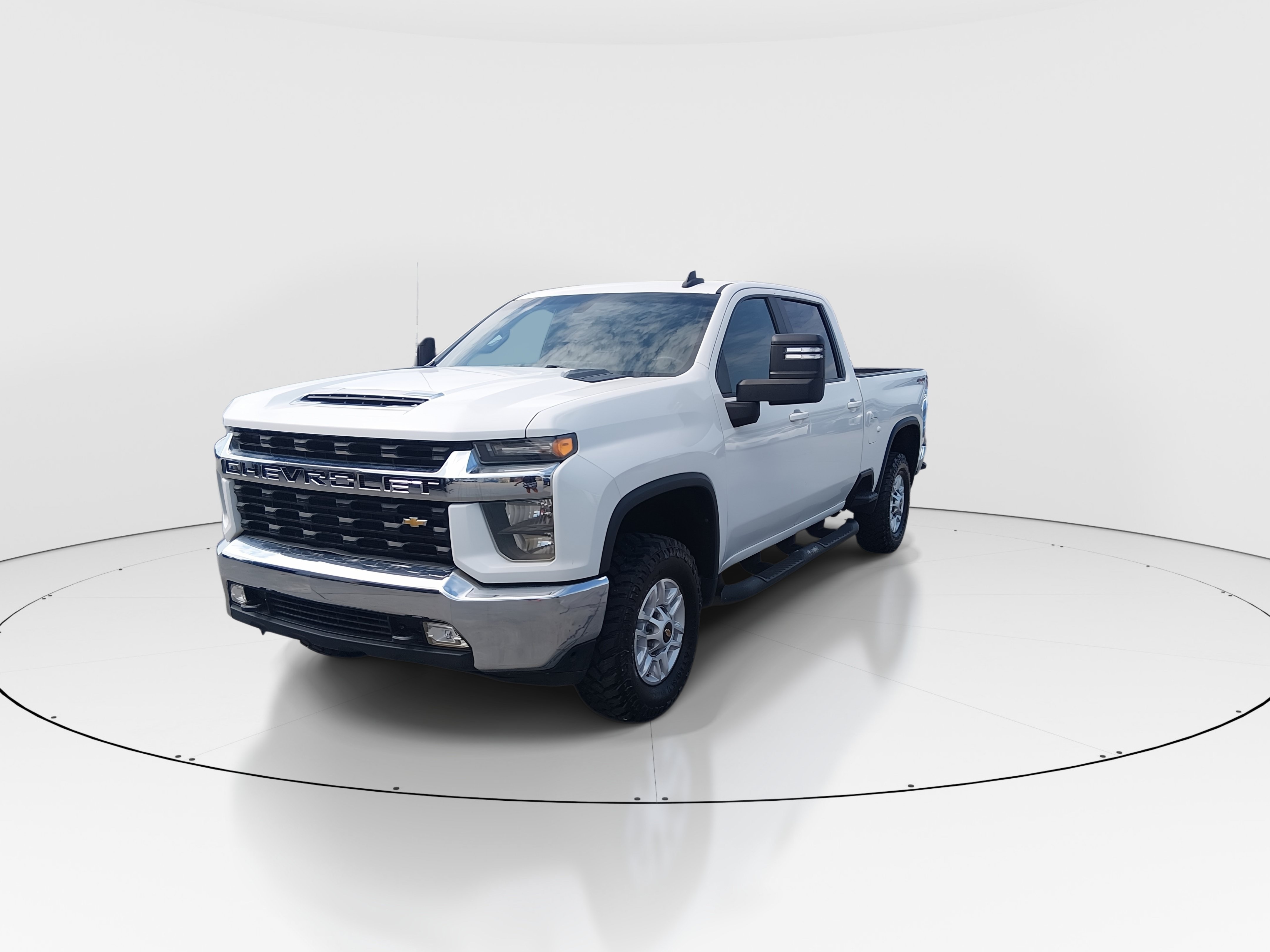 2022 Chevrolet Silverado 2500HD LT - Photo 3