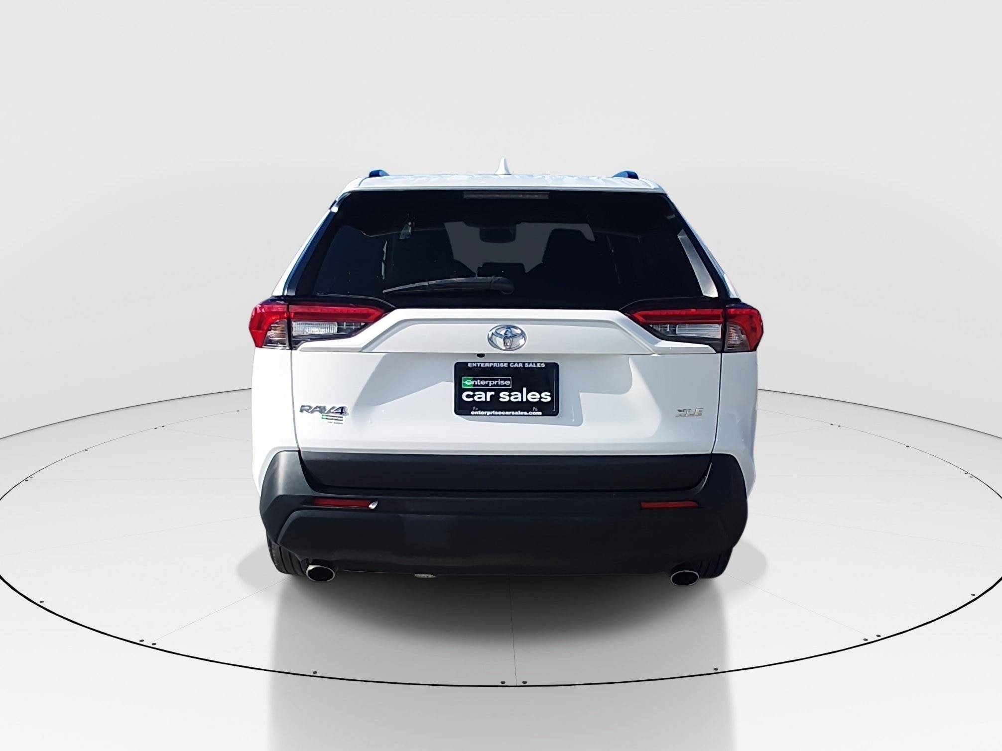 2024 Toyota RAV4 XLE - Photo 6