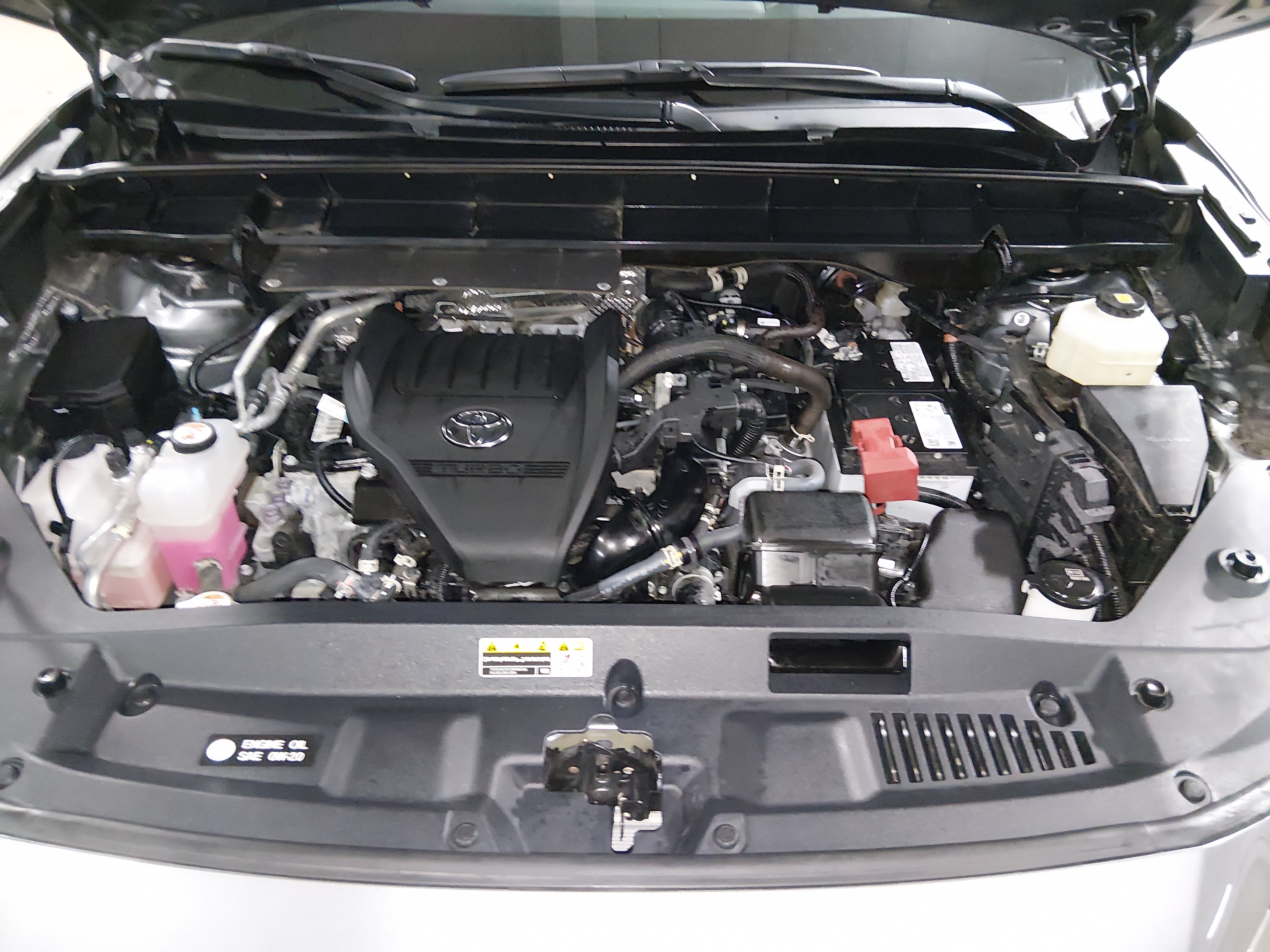 2025 Toyota Highlander XLE - Photo 9