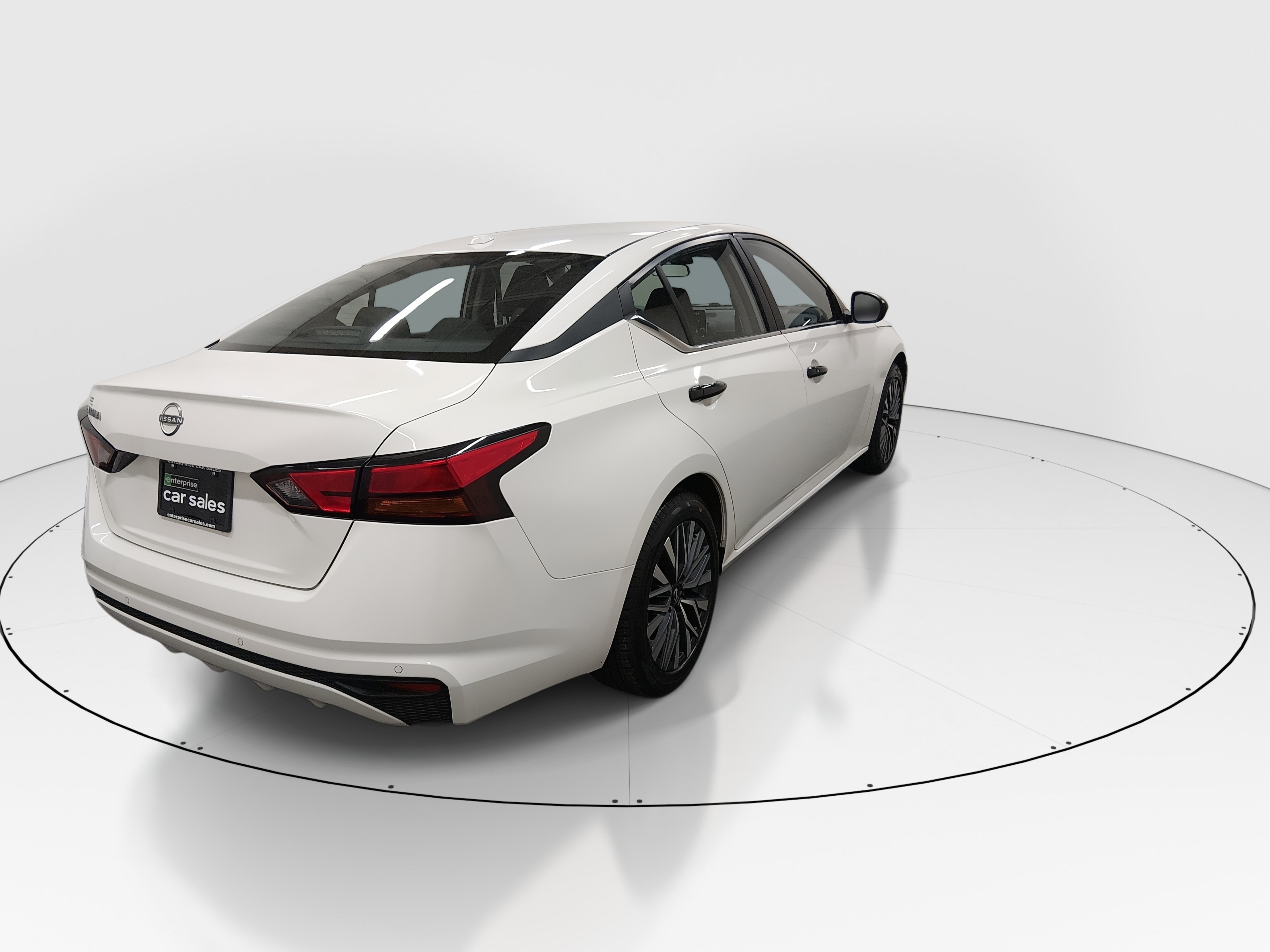 2025 Nissan Altima SV - Photo 7