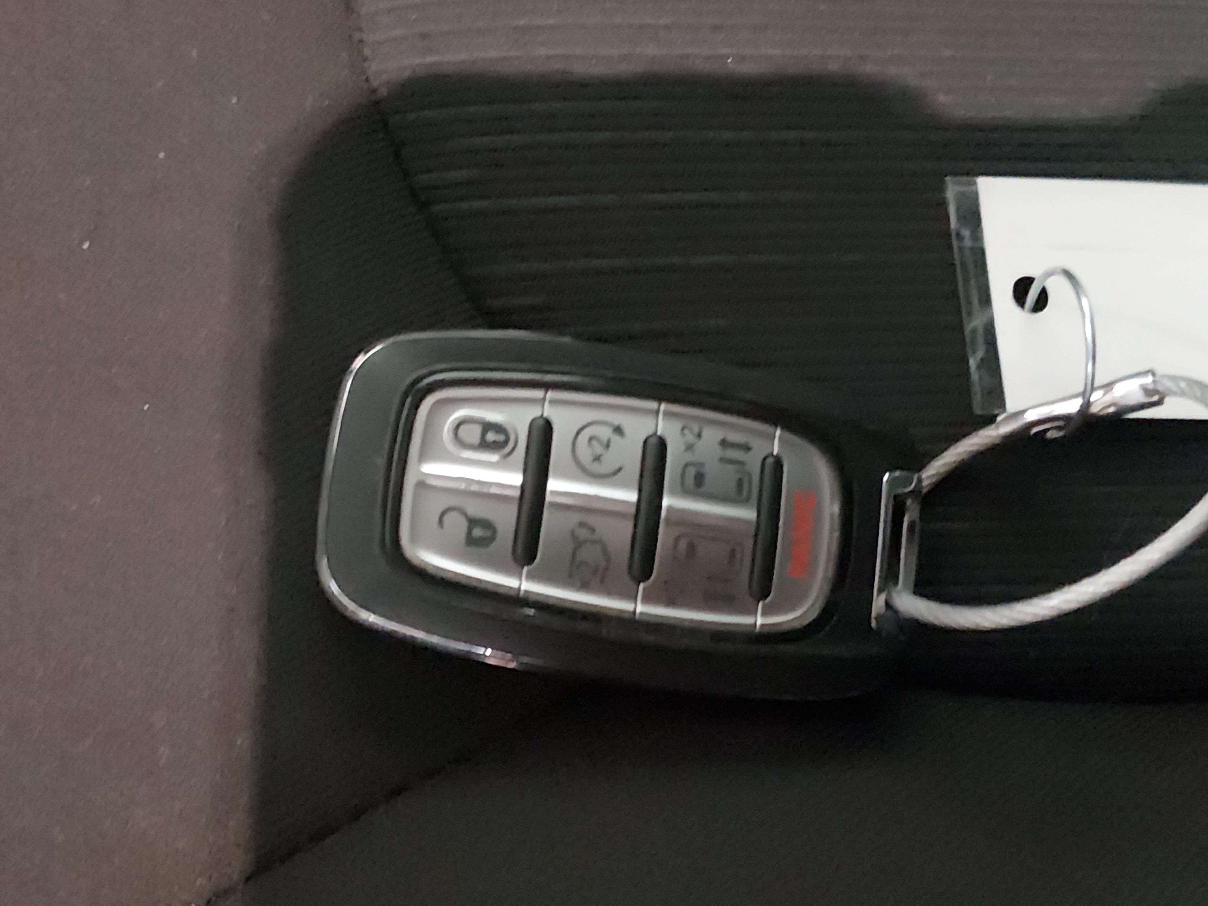 2024 Chrysler Voyager LX - Photo 15