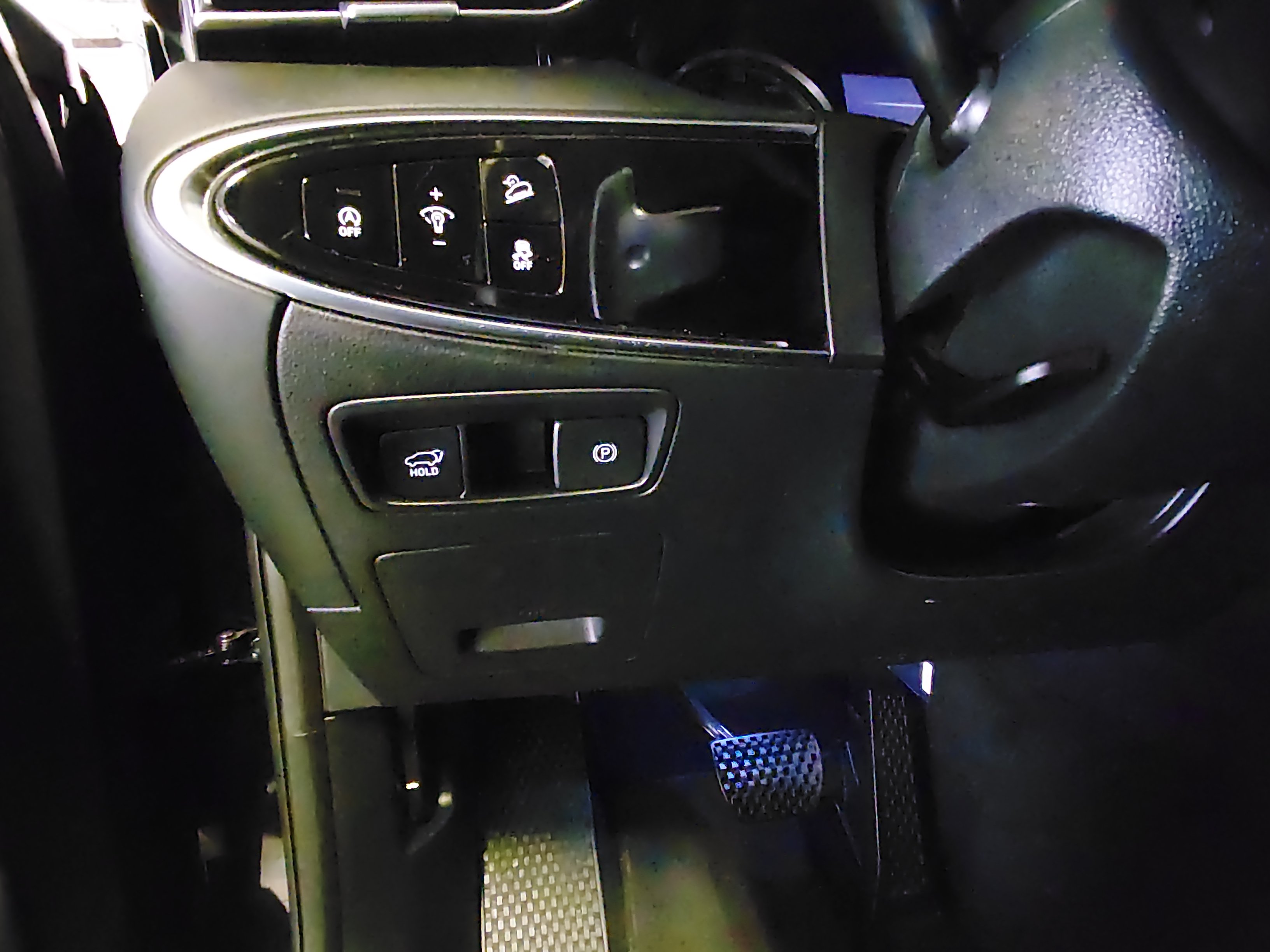 2025 GENESIS GV70 Standard - Photo 13
