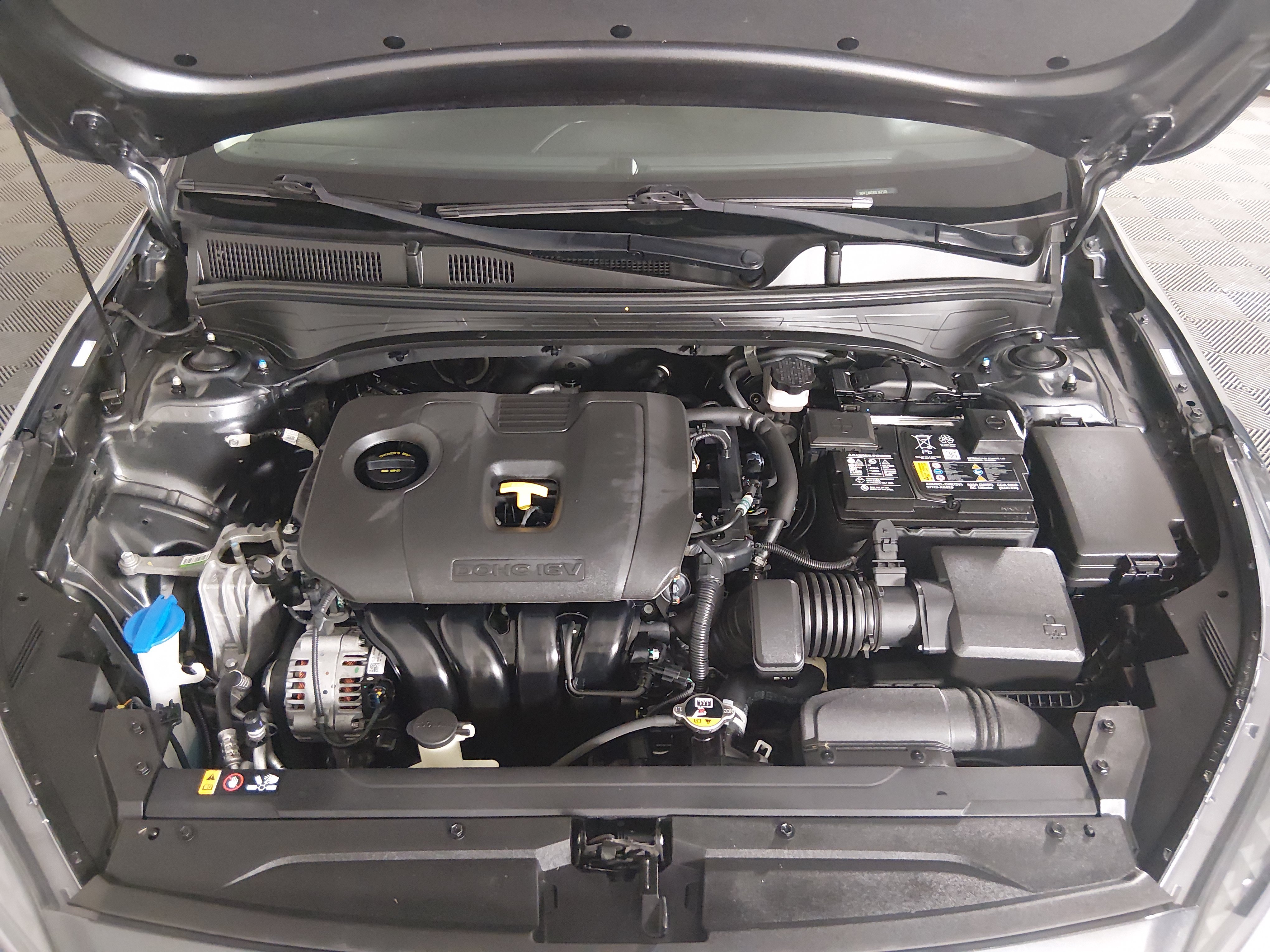 2024 Kia Forte LXS - Photo 9