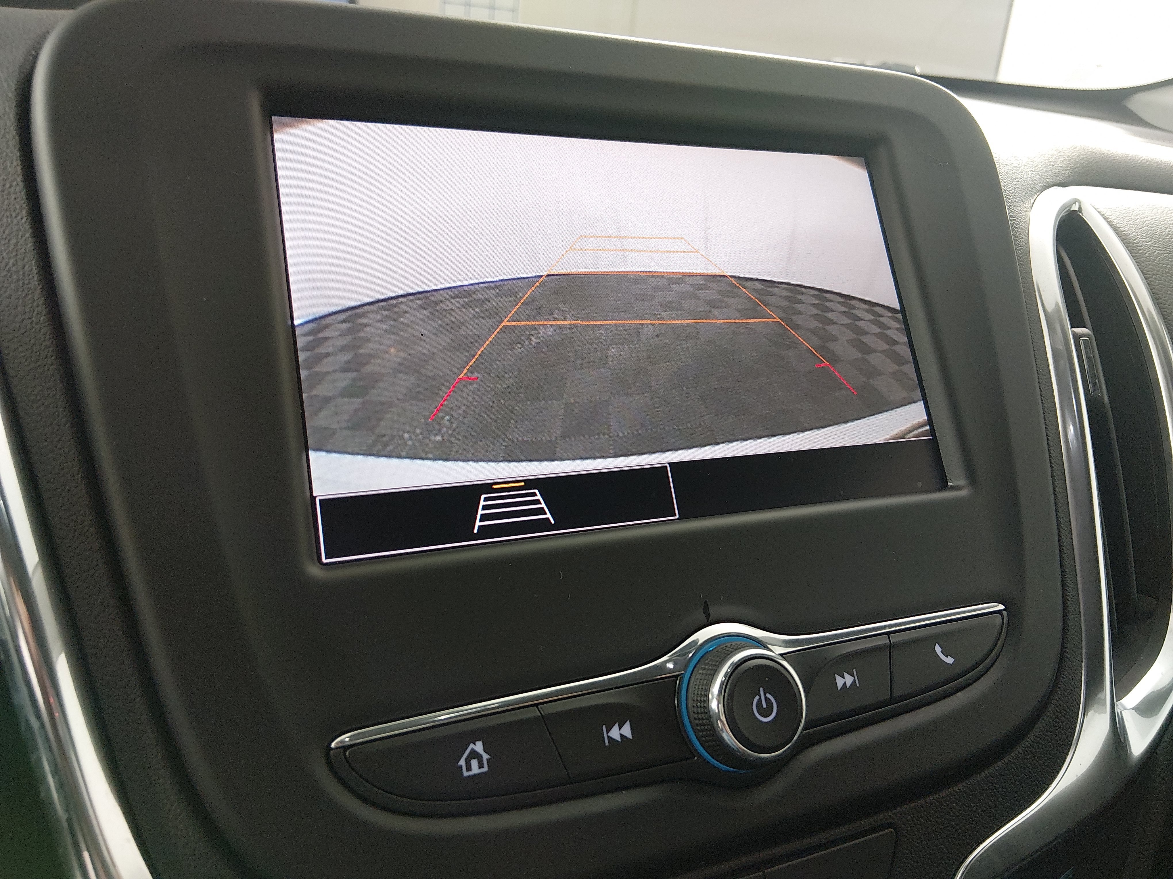 2024 Chevrolet Equinox LT - Photo 16