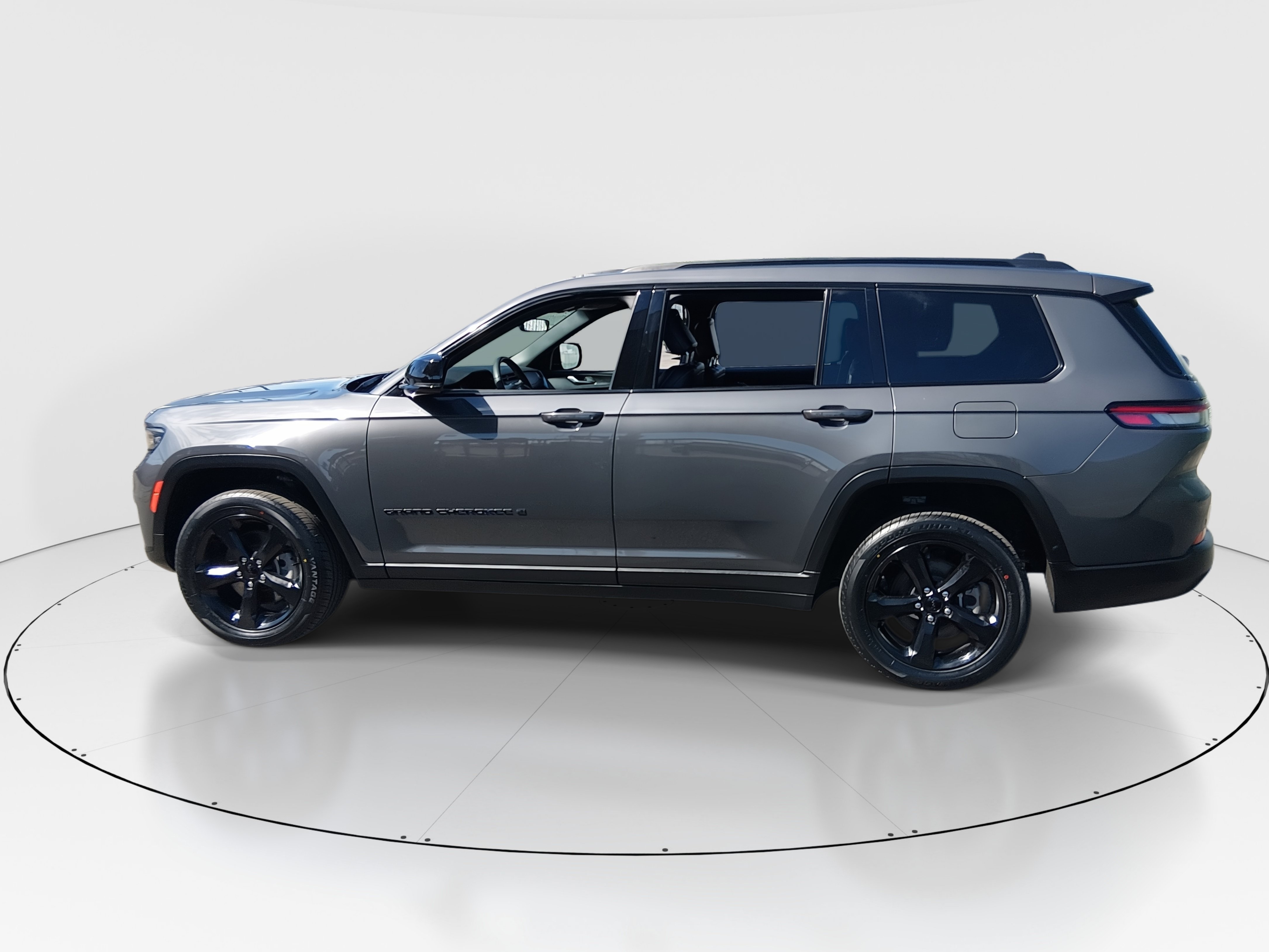 2023 Jeep Grand Cherokee L Altitude - Photo 4
