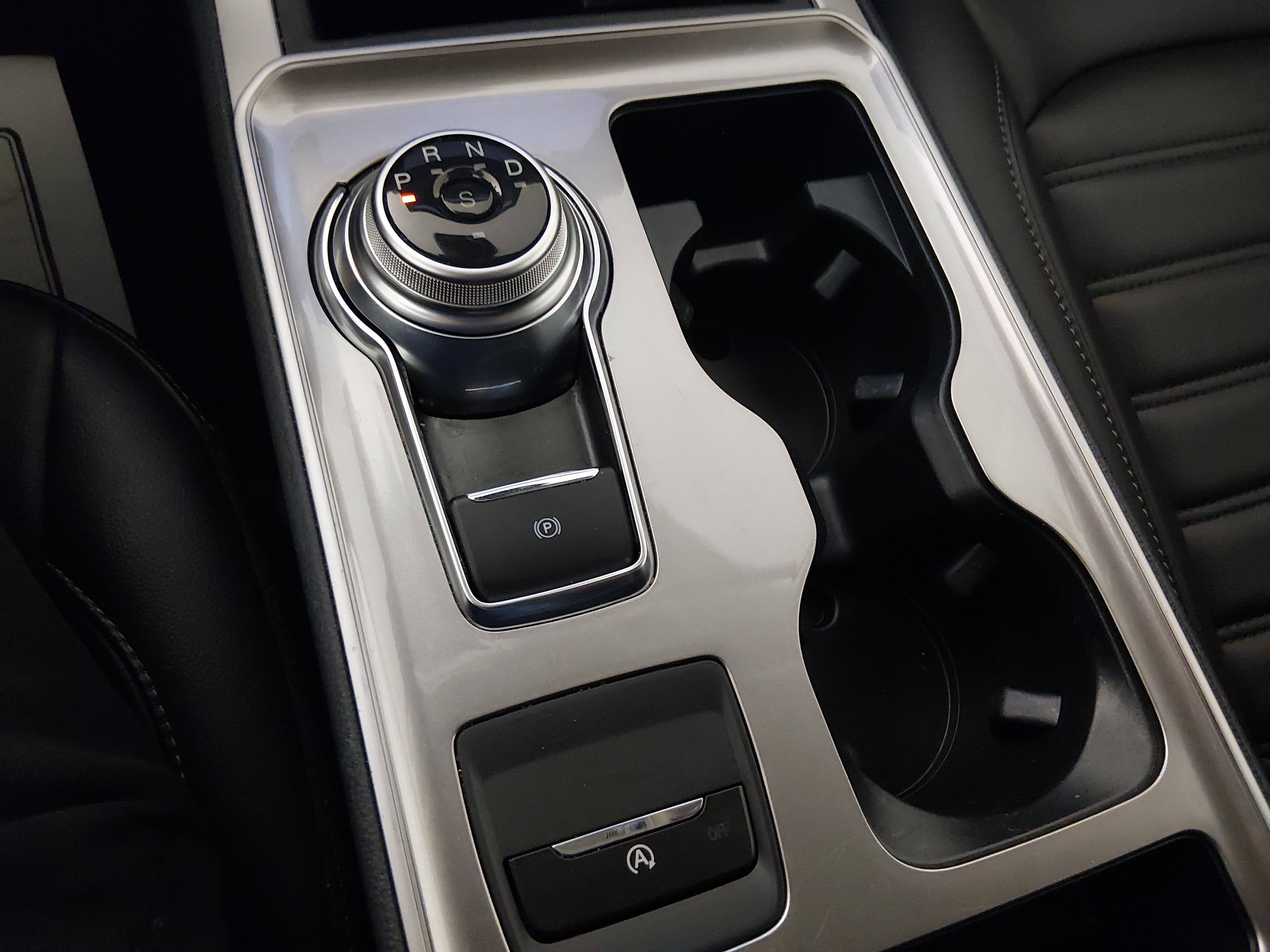2024 Ford Edge SEL - Photo 20