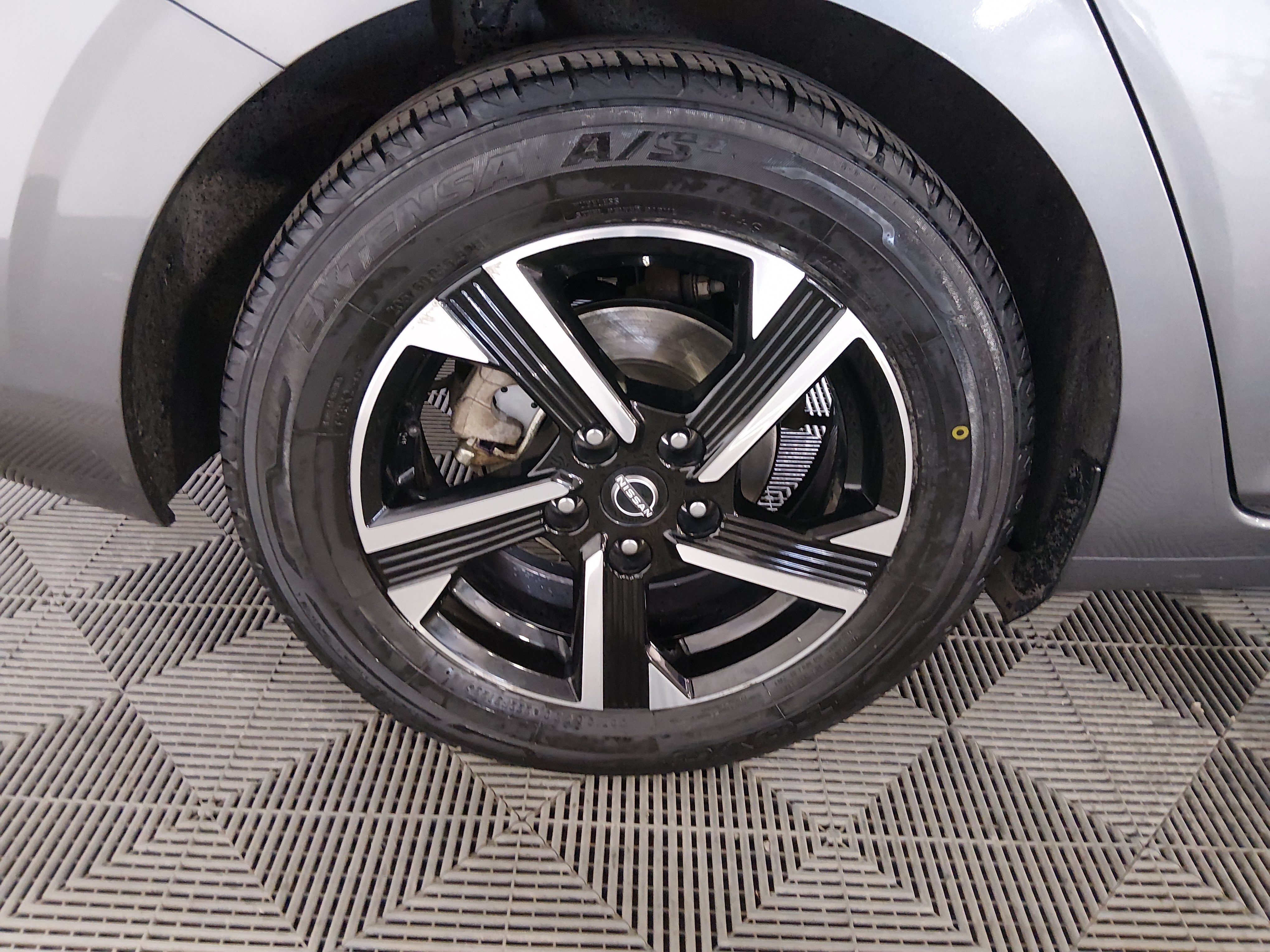 2024 Nissan Sentra SV - Photo 10