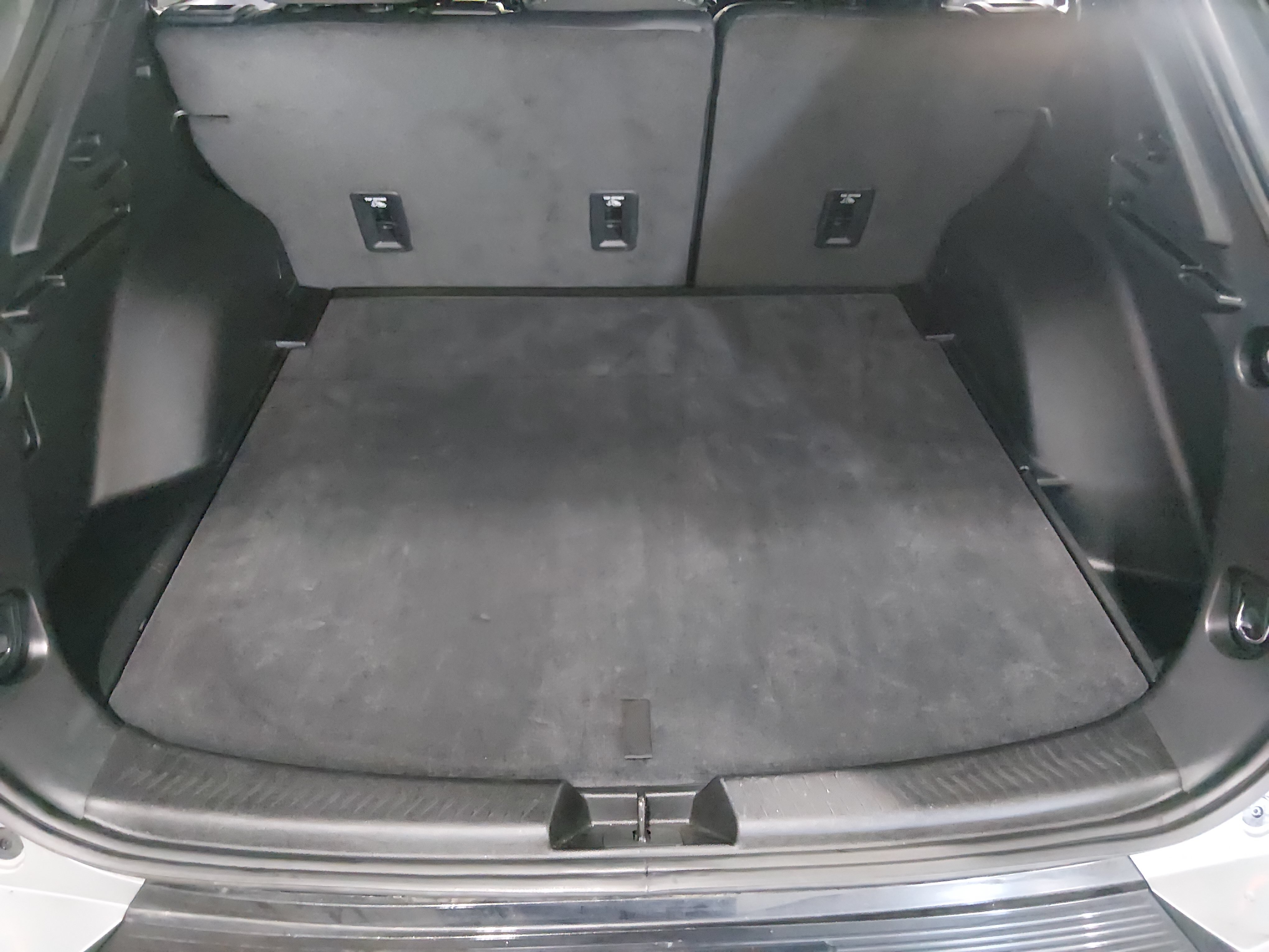 2024 Chevrolet Equinox EV LT - Photo 11