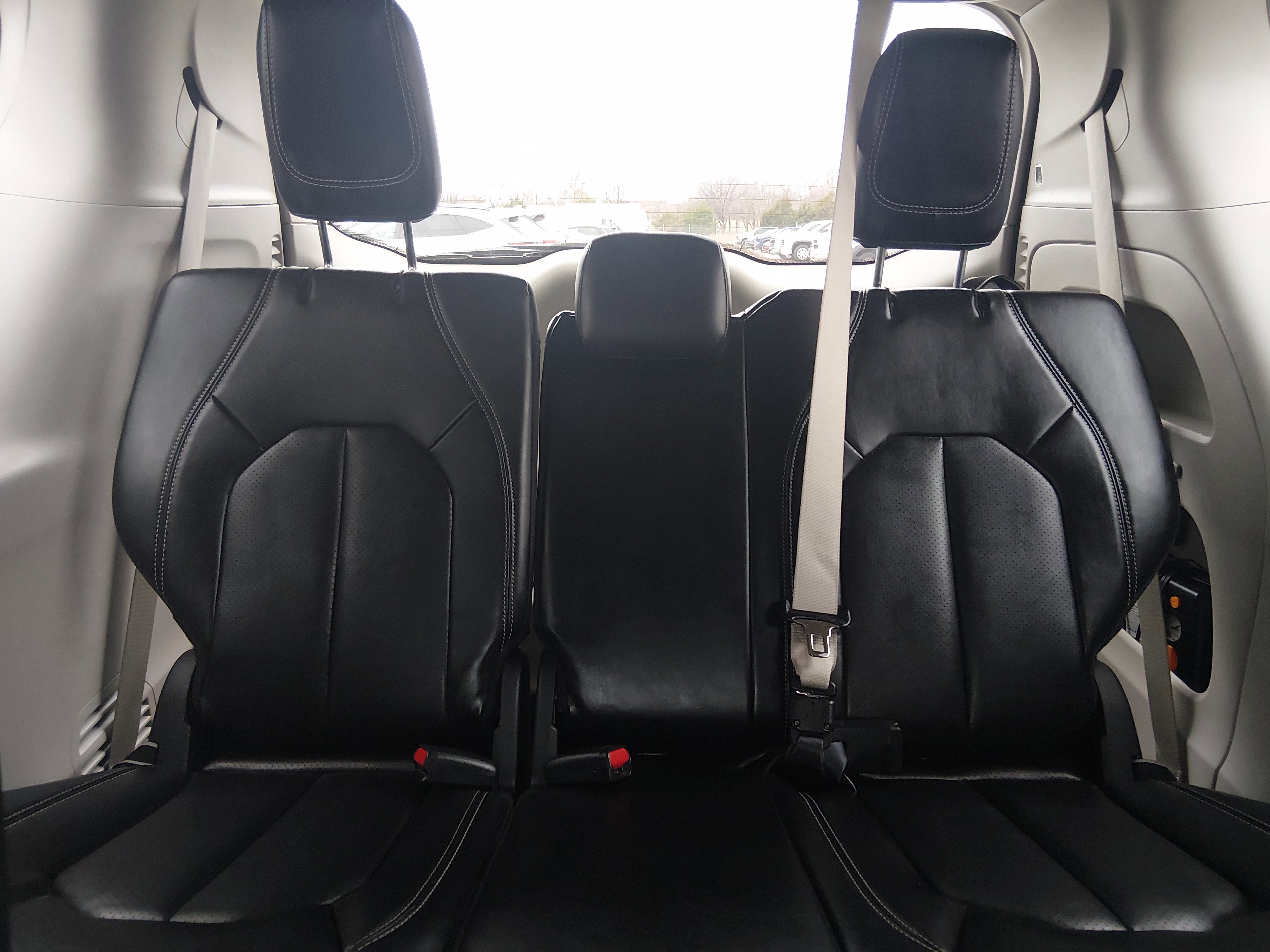 2024 Chrysler Pacifica Touring L - Photo 17