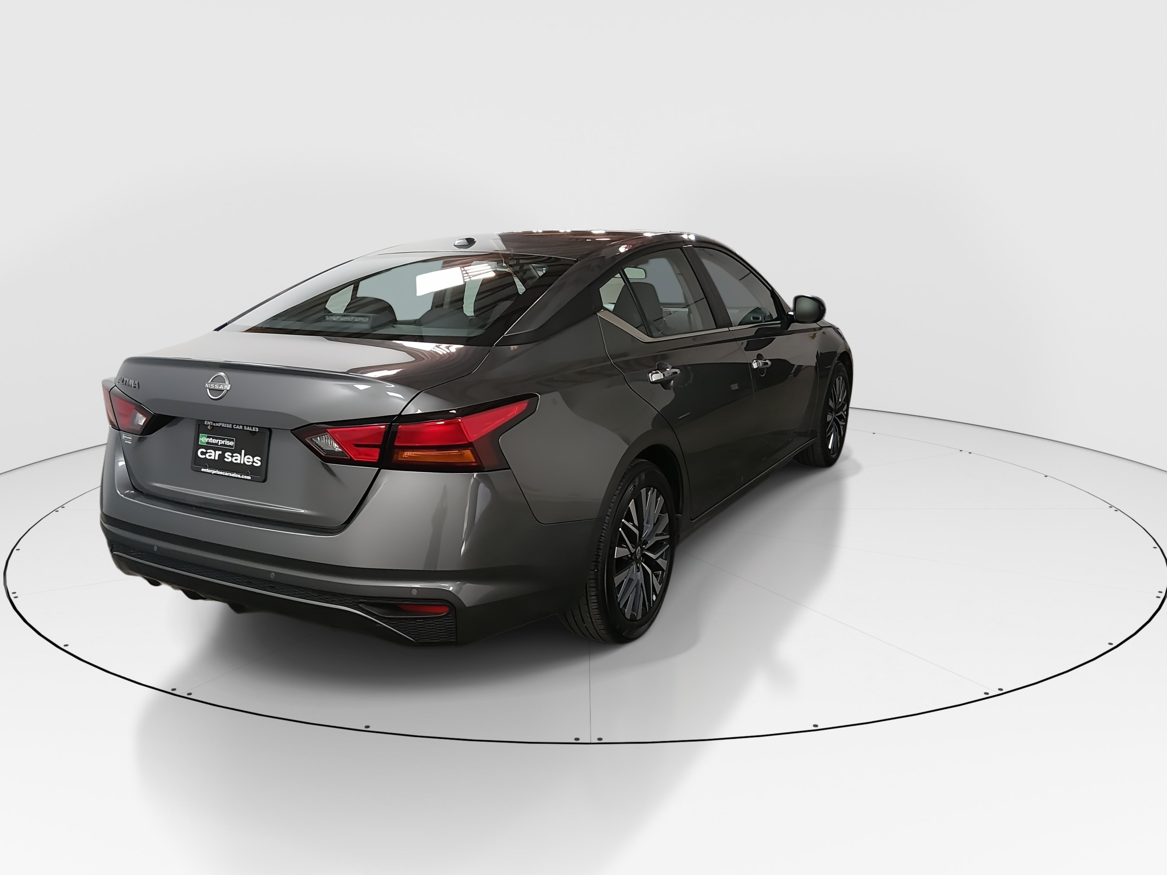 2025 Nissan Altima SV - Photo 7