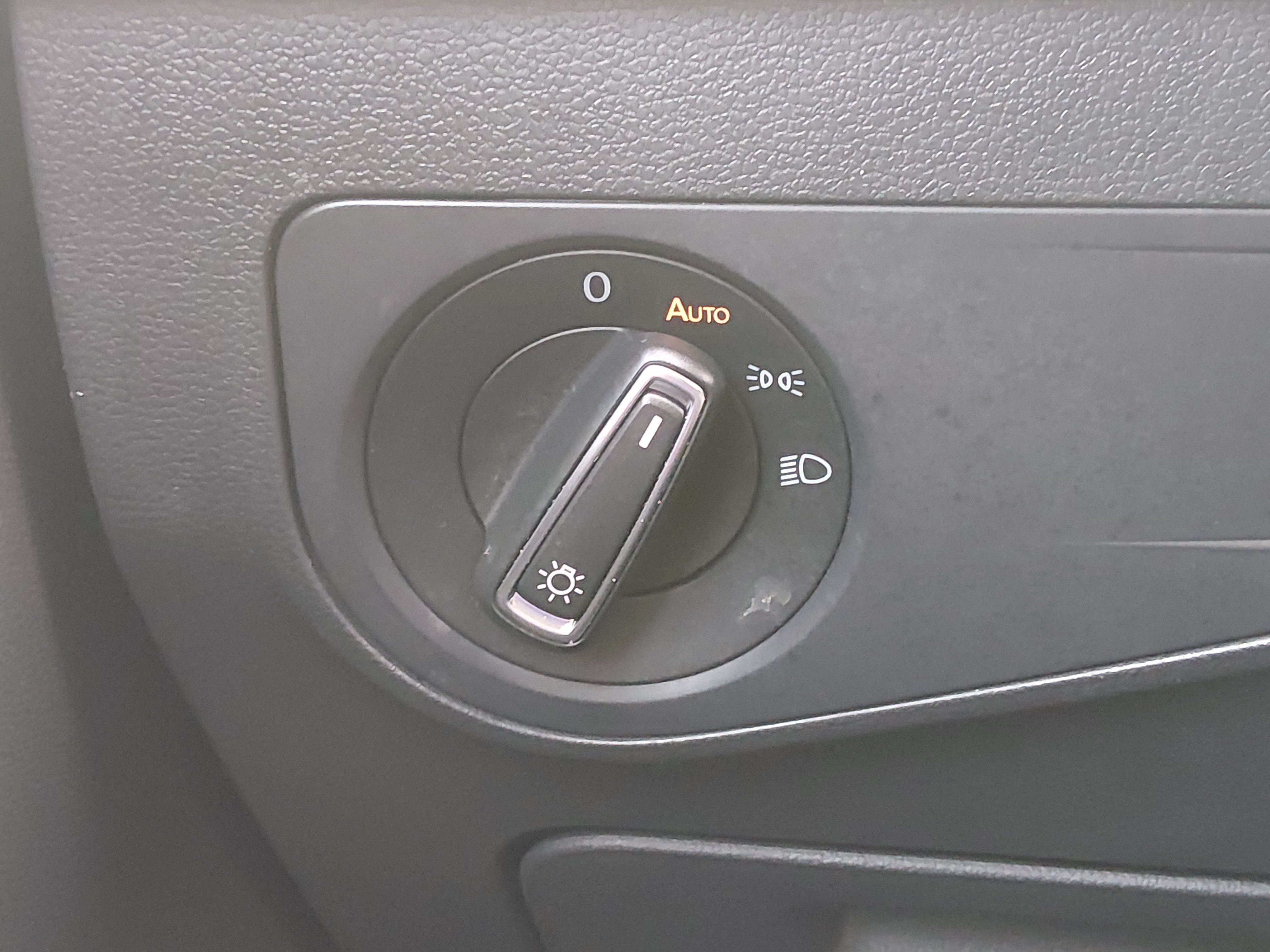 2024 Volkswagen Tiguan Wolfsburg Edition - Photo 13