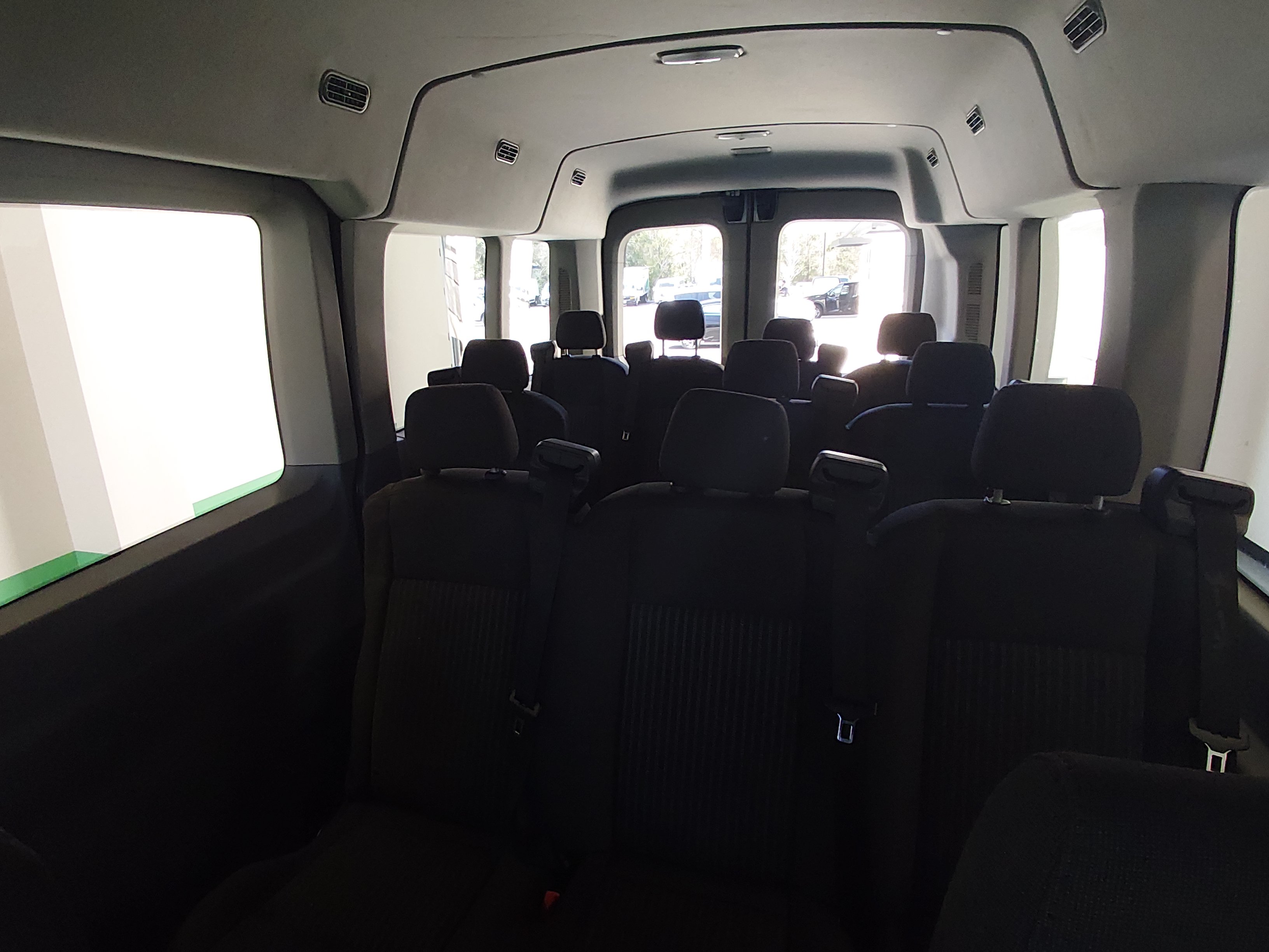 2018 Ford Transit Wagon XL - Photo 19