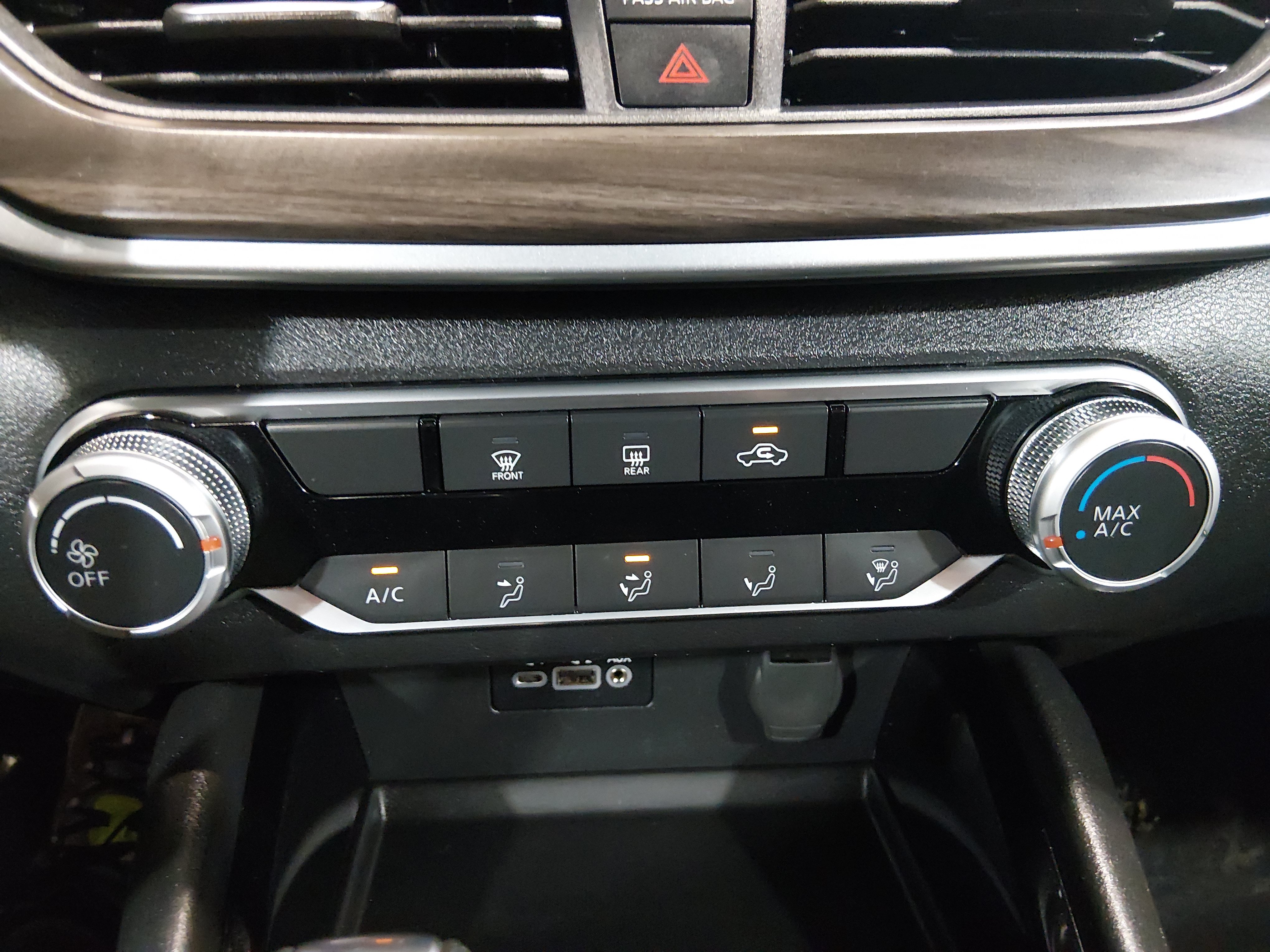 2024 Nissan Altima SV - Photo 17