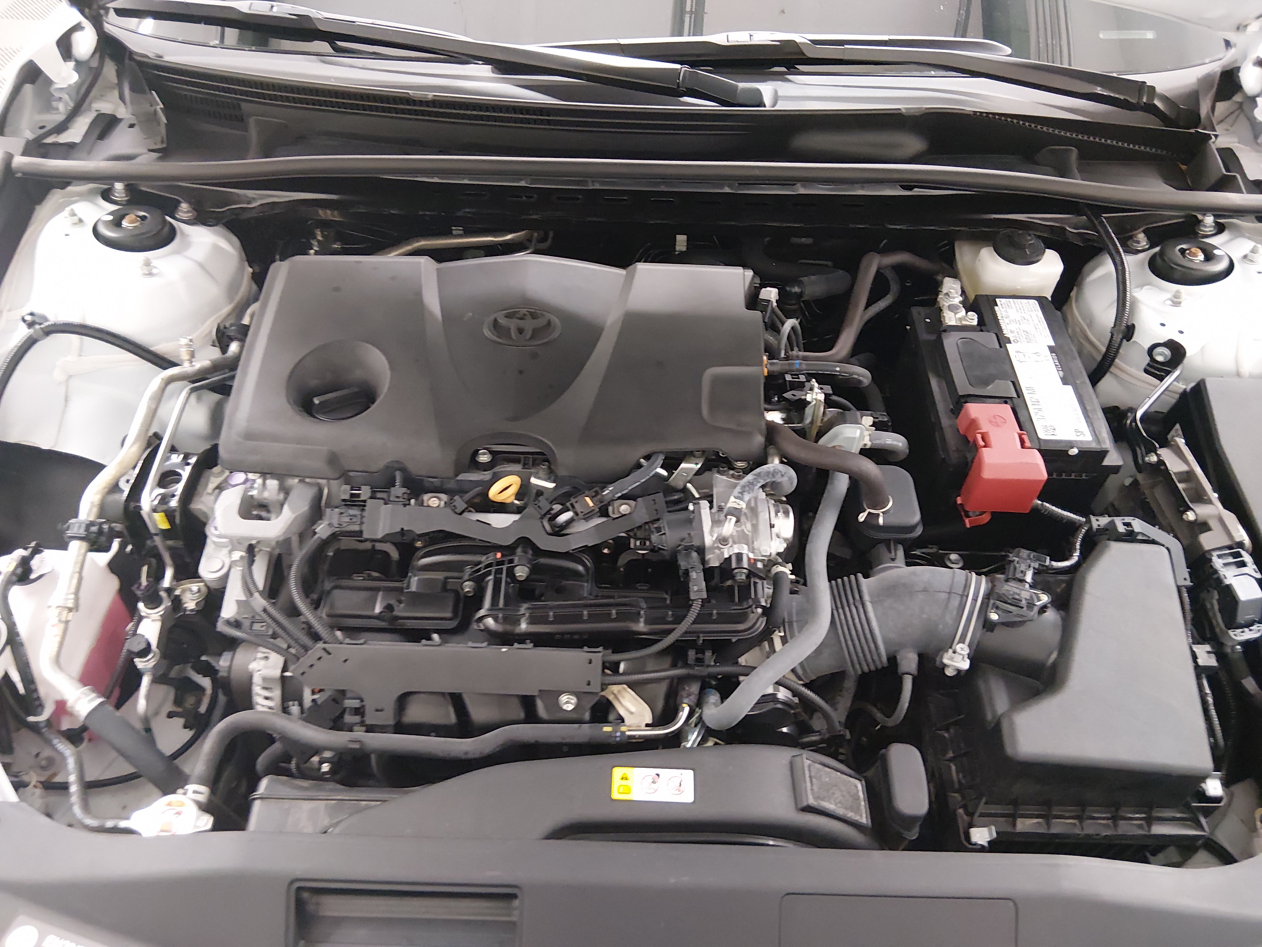 2024 Toyota Camry LE - Photo 9