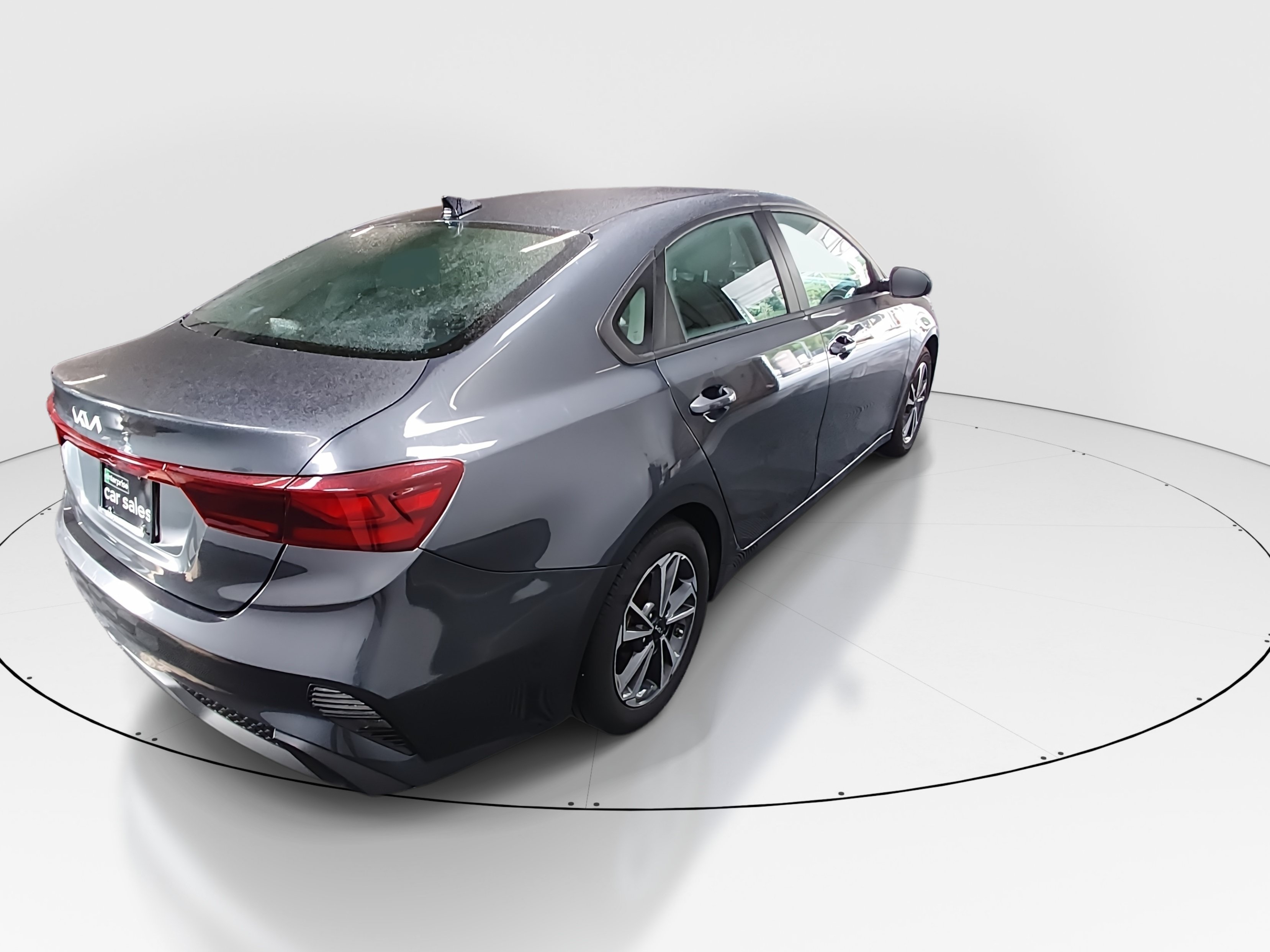 2024 Kia Forte LXS - Photo 7