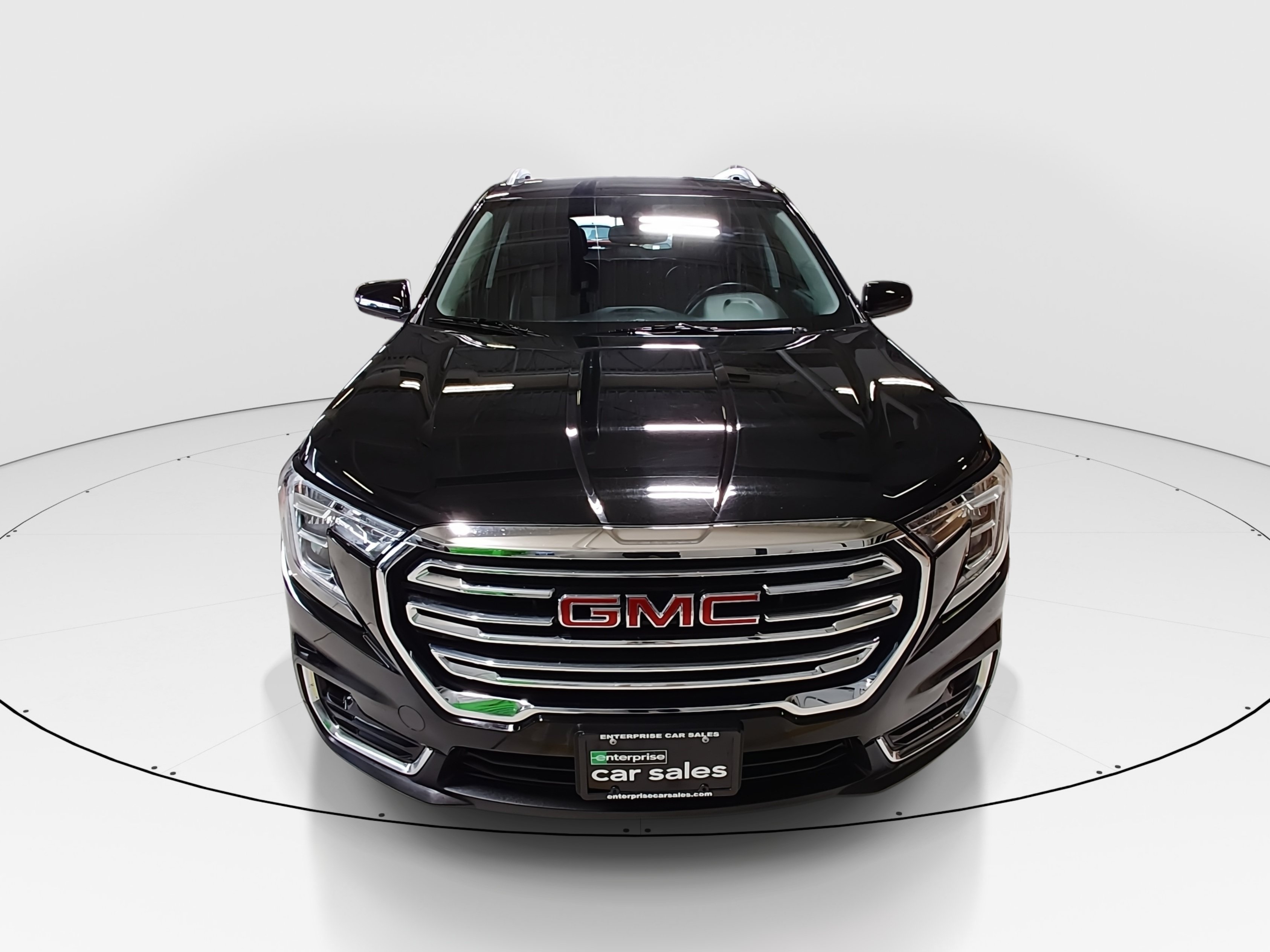 2024 GMC Terrain SLT - Photo 2
