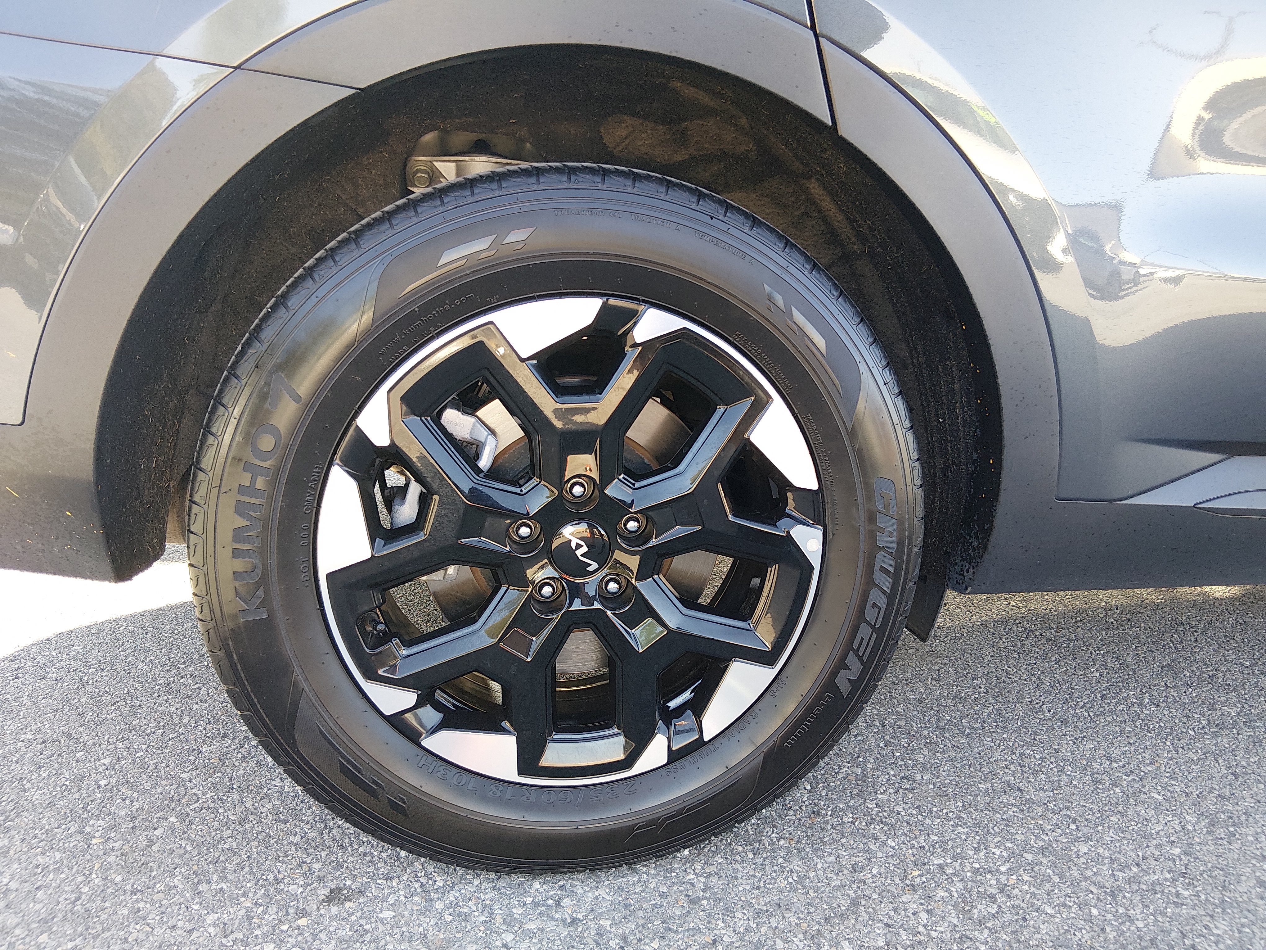 2024 Kia Sorento S - Photo 10