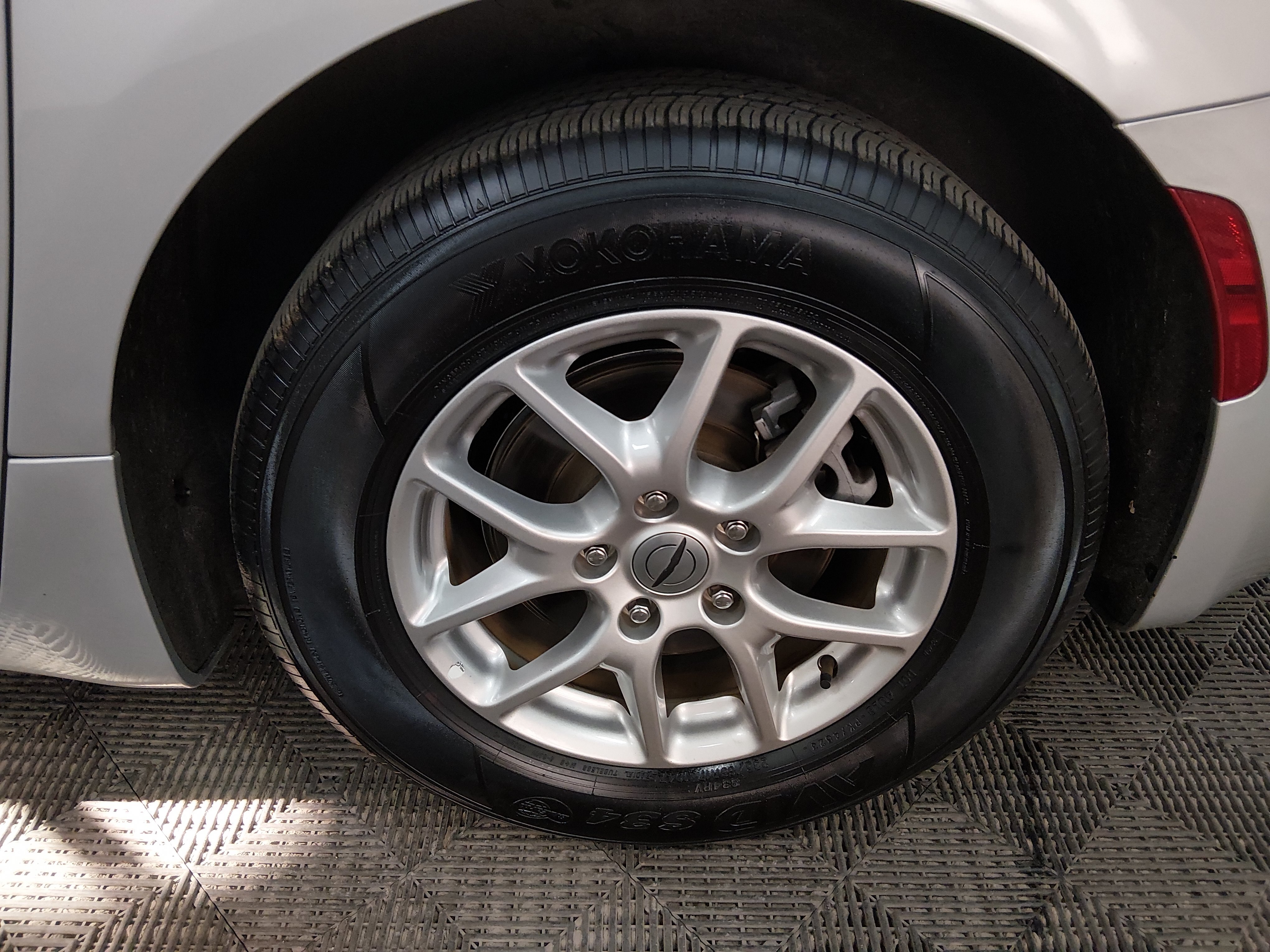 2024 Chrysler Pacifica Touring L - Photo 10