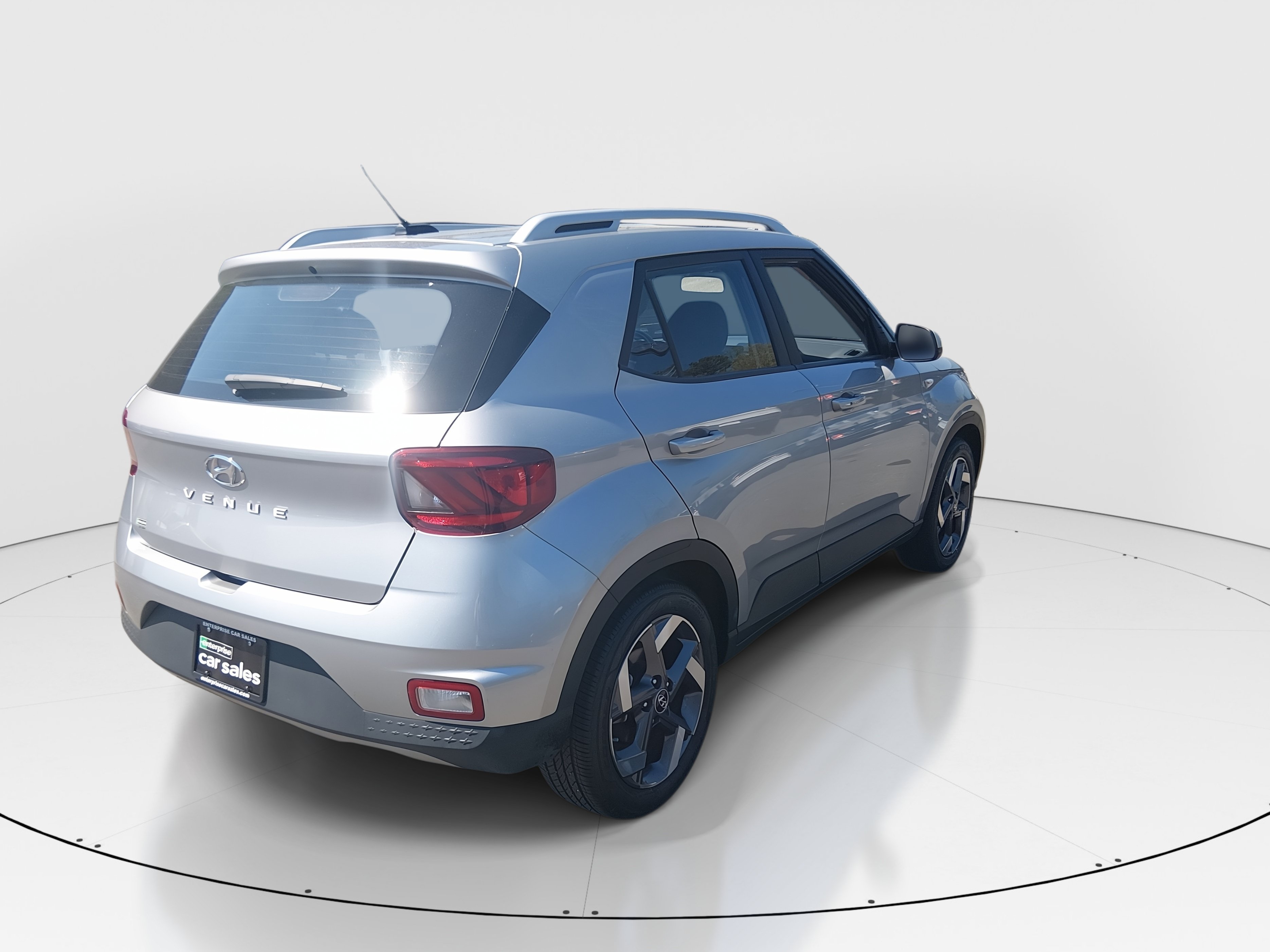 2025 Hyundai Venue SEL - Photo 7
