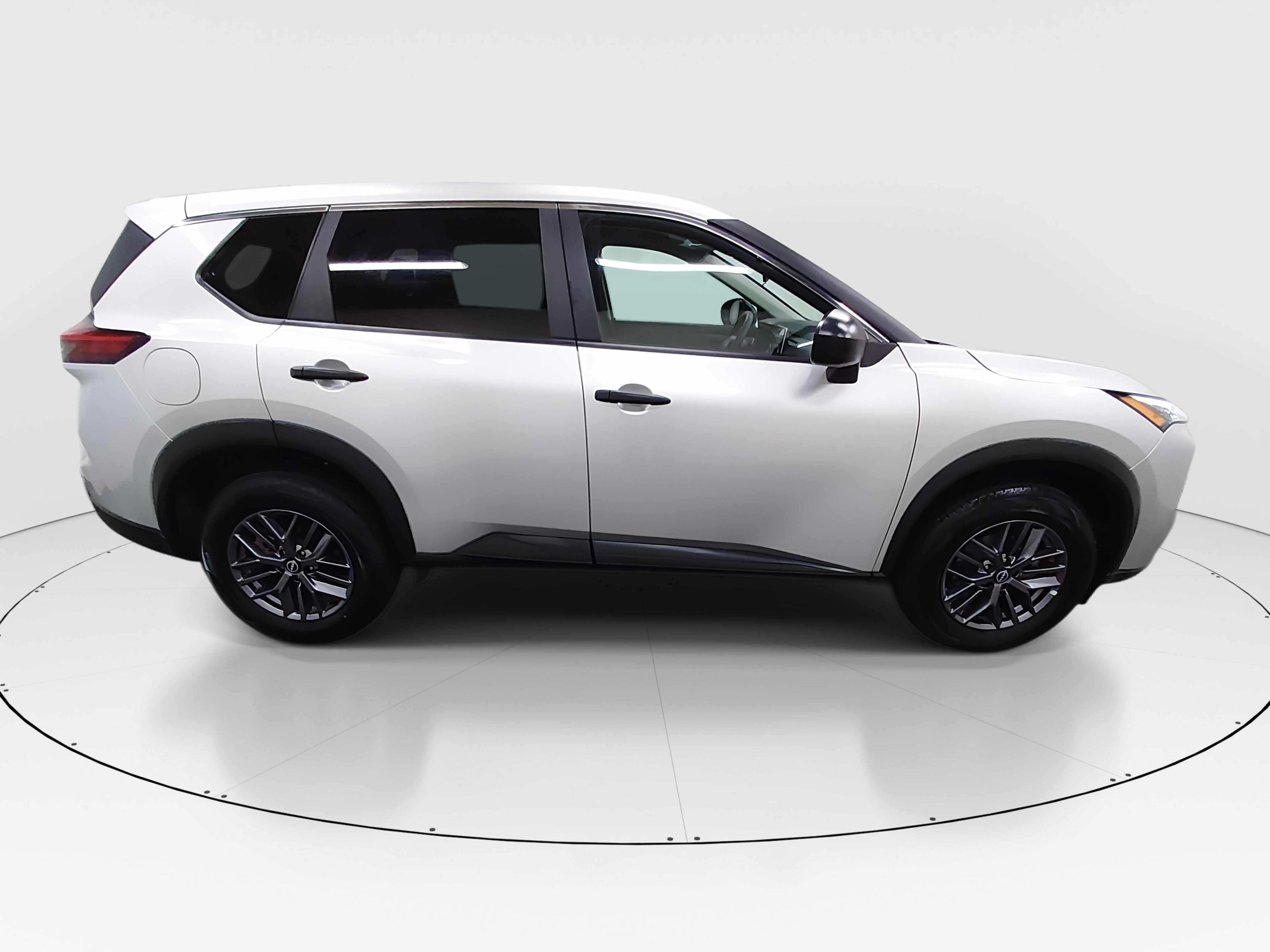 2024 Nissan Rogue S - Photo 8