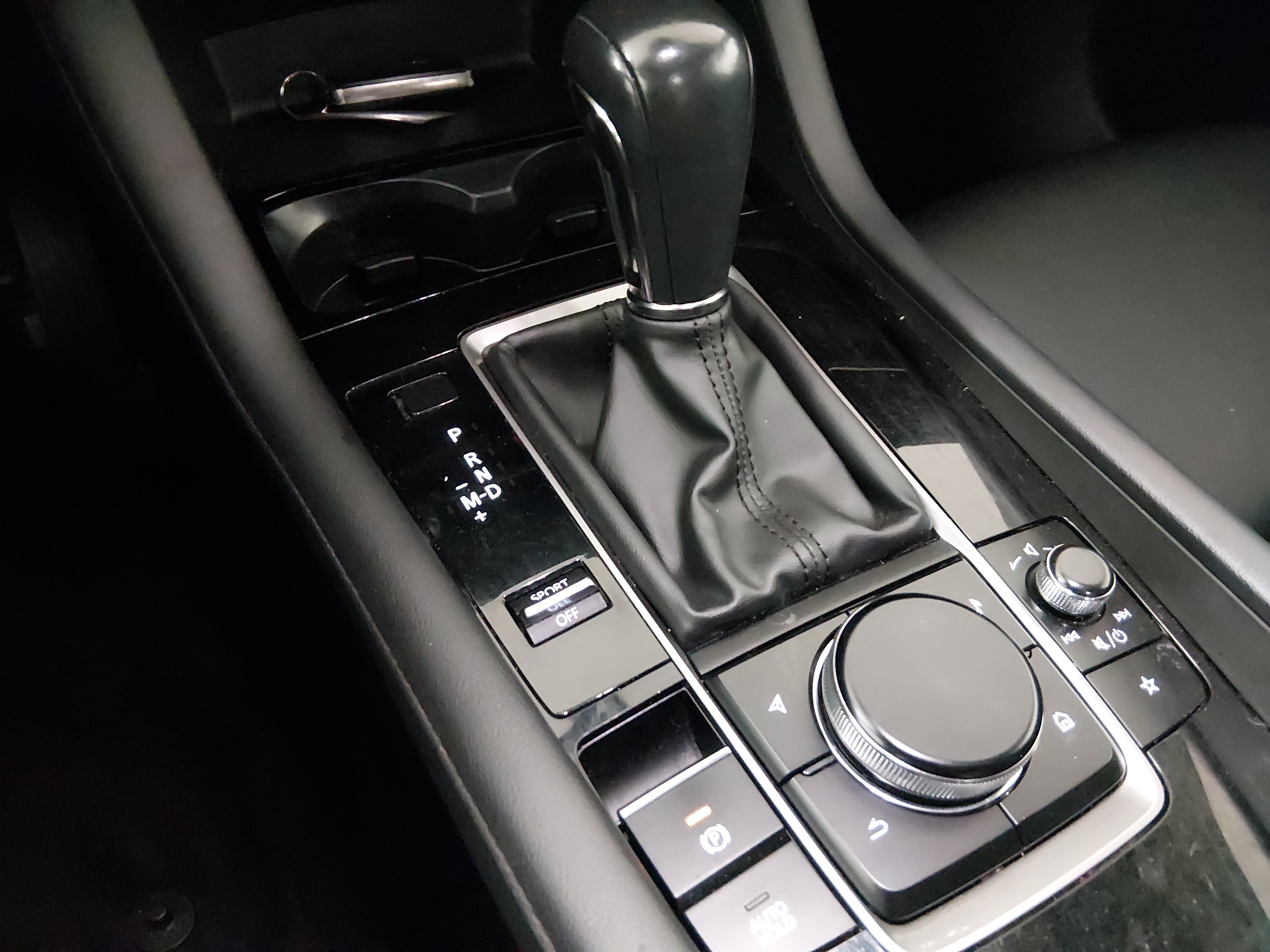 2024 Mazda Mazda3 Select Sport - Photo 16