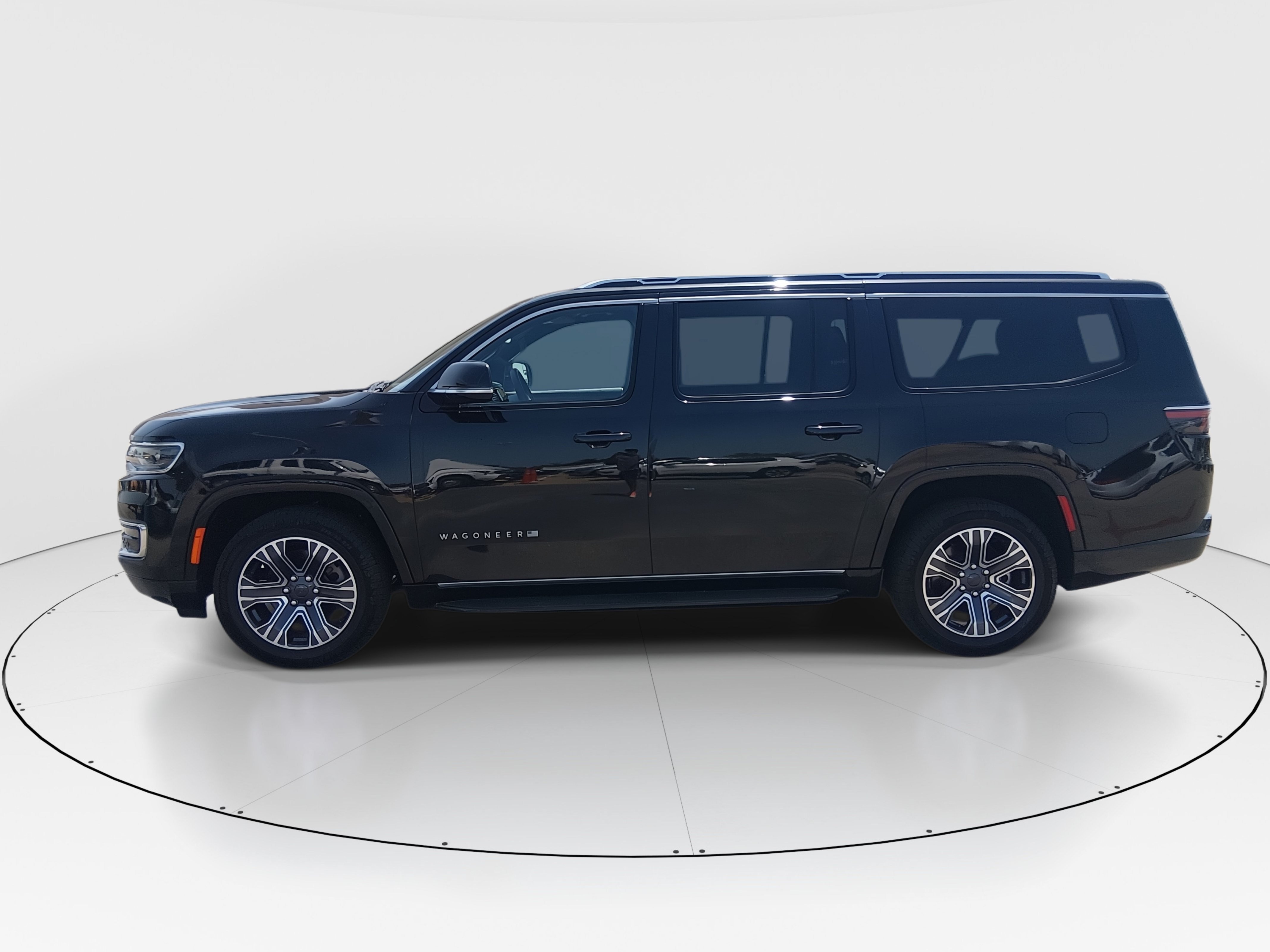 2024 Jeep Wagoneer L 4