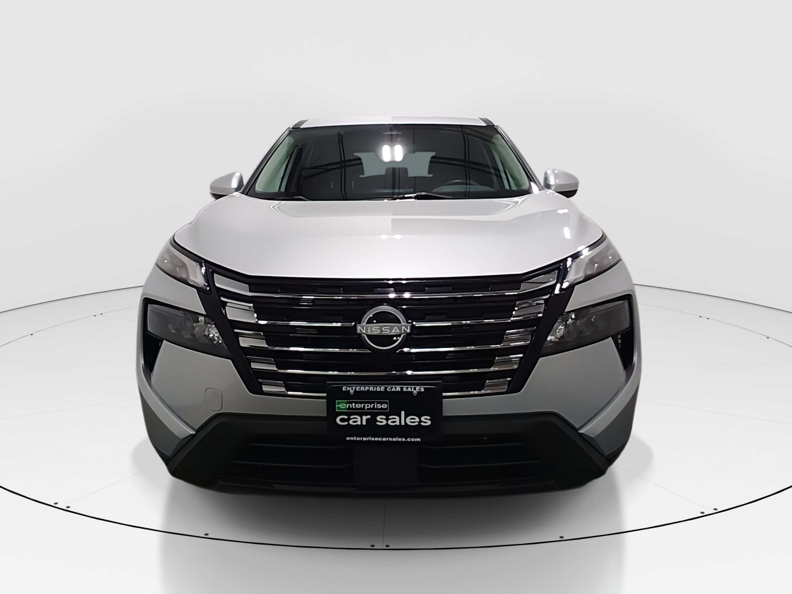 2024 Nissan Rogue SV - Photo 2
