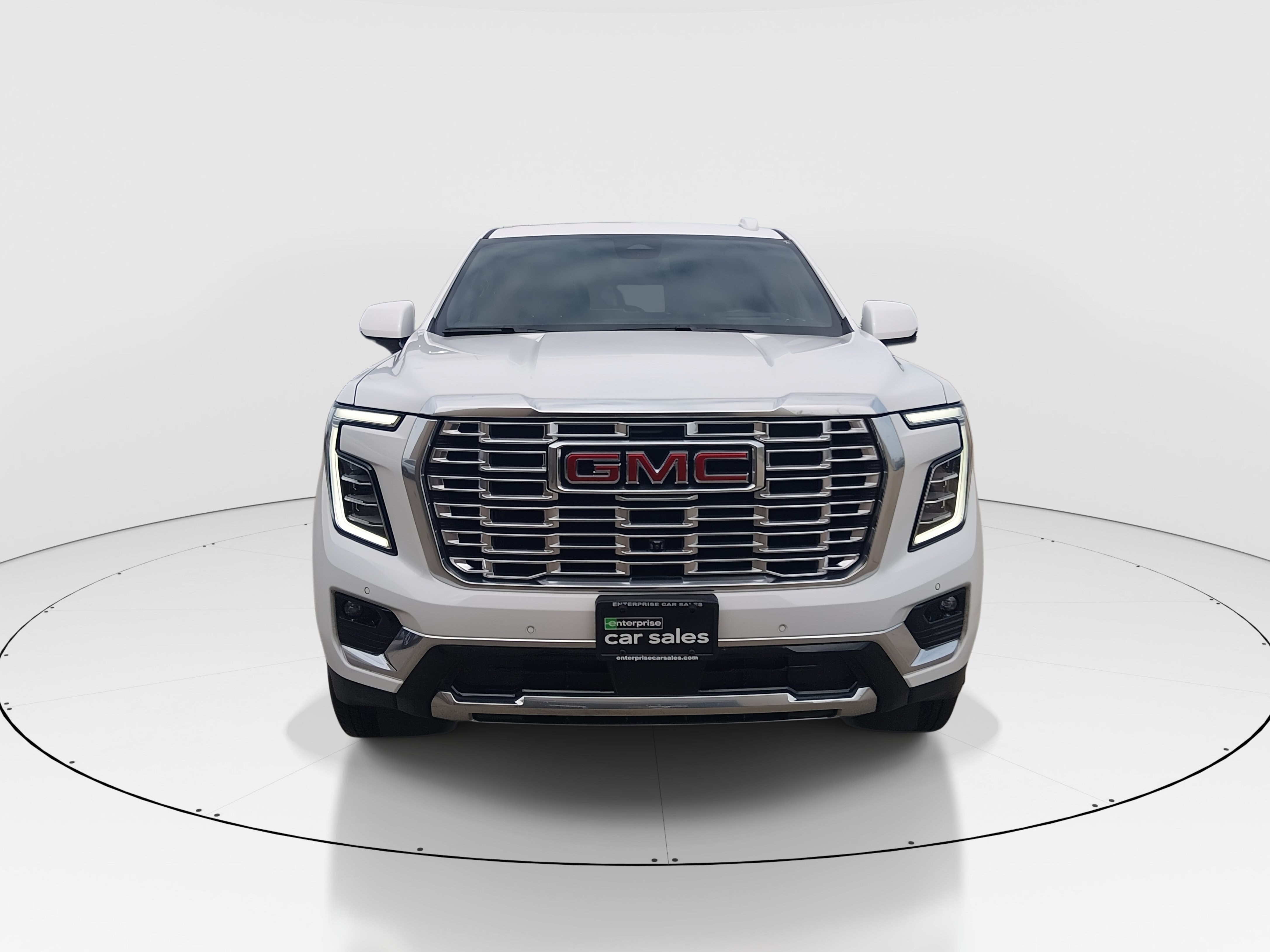 2025 GMC Yukon Denali - Photo 2