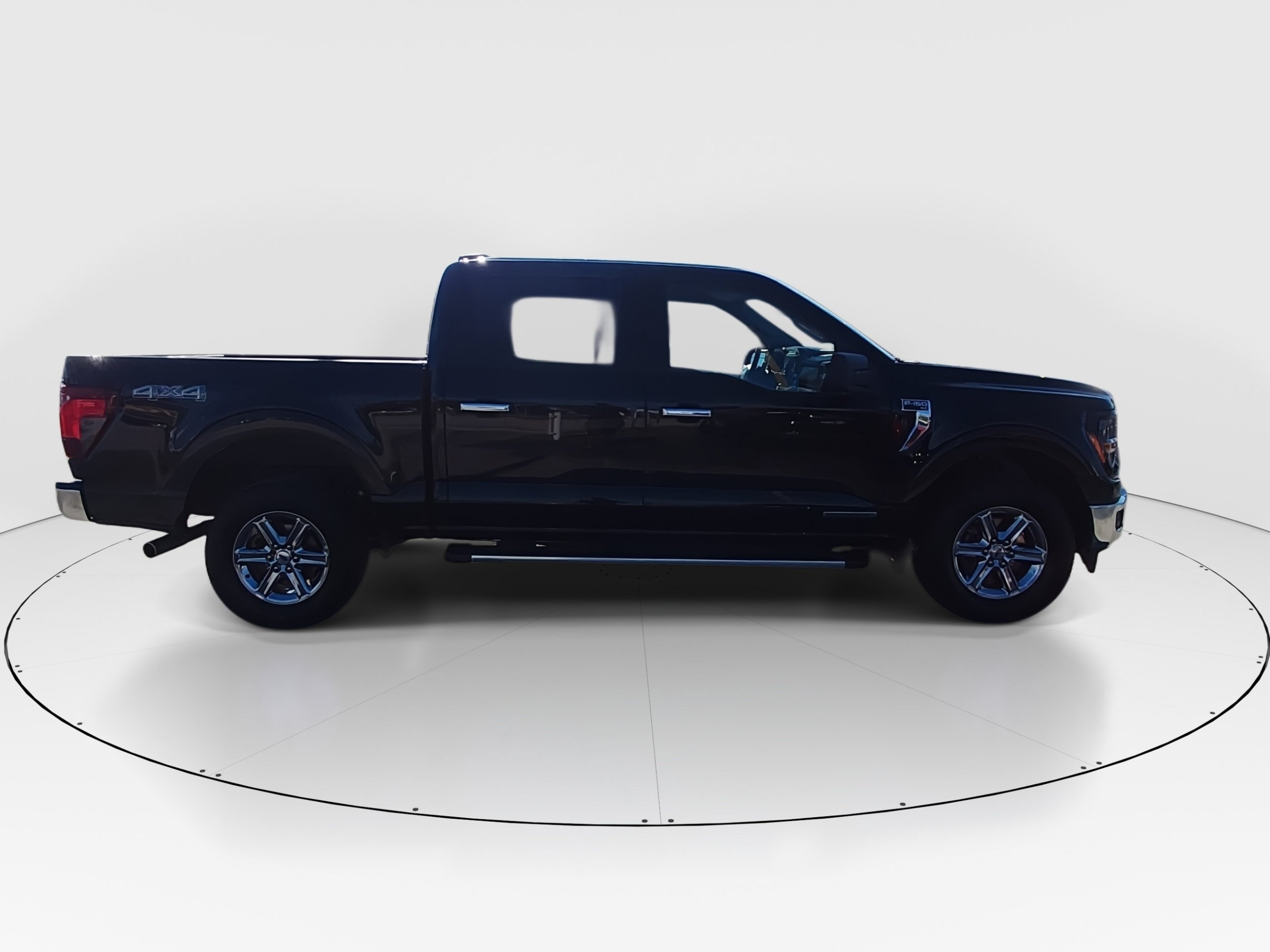 2024 Ford F-150 XLT - Photo 8