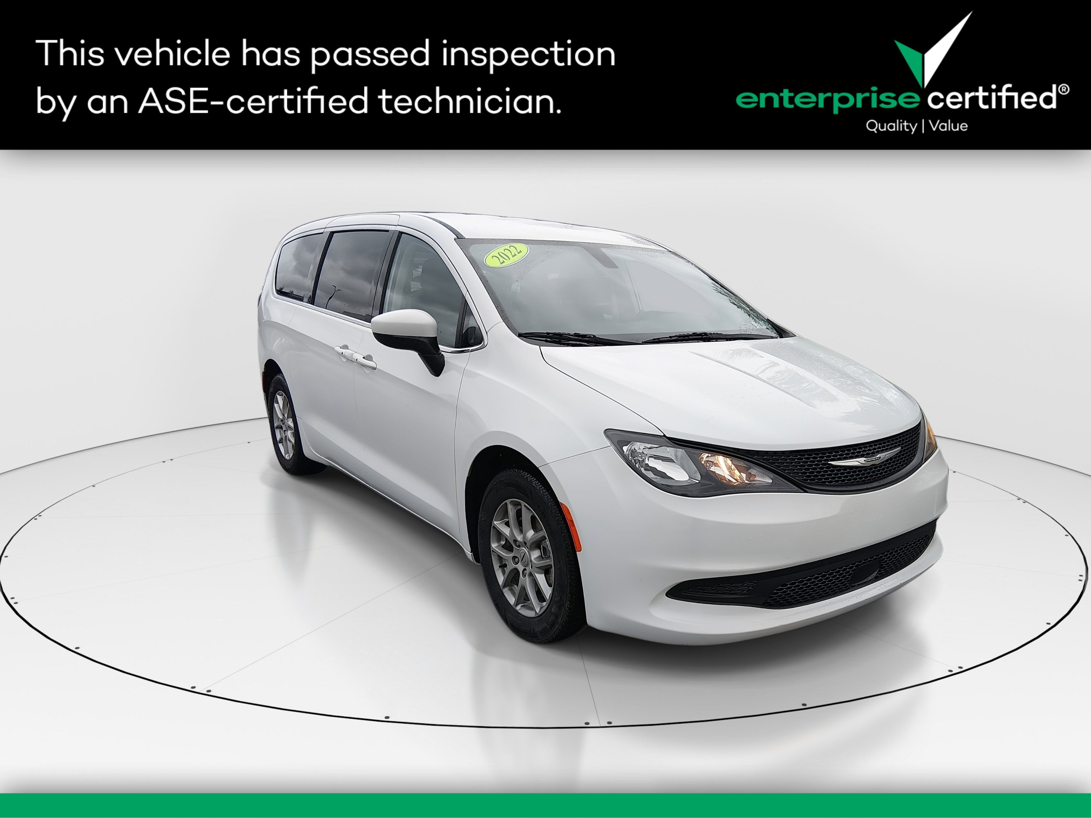2022 Chrysler Voyager