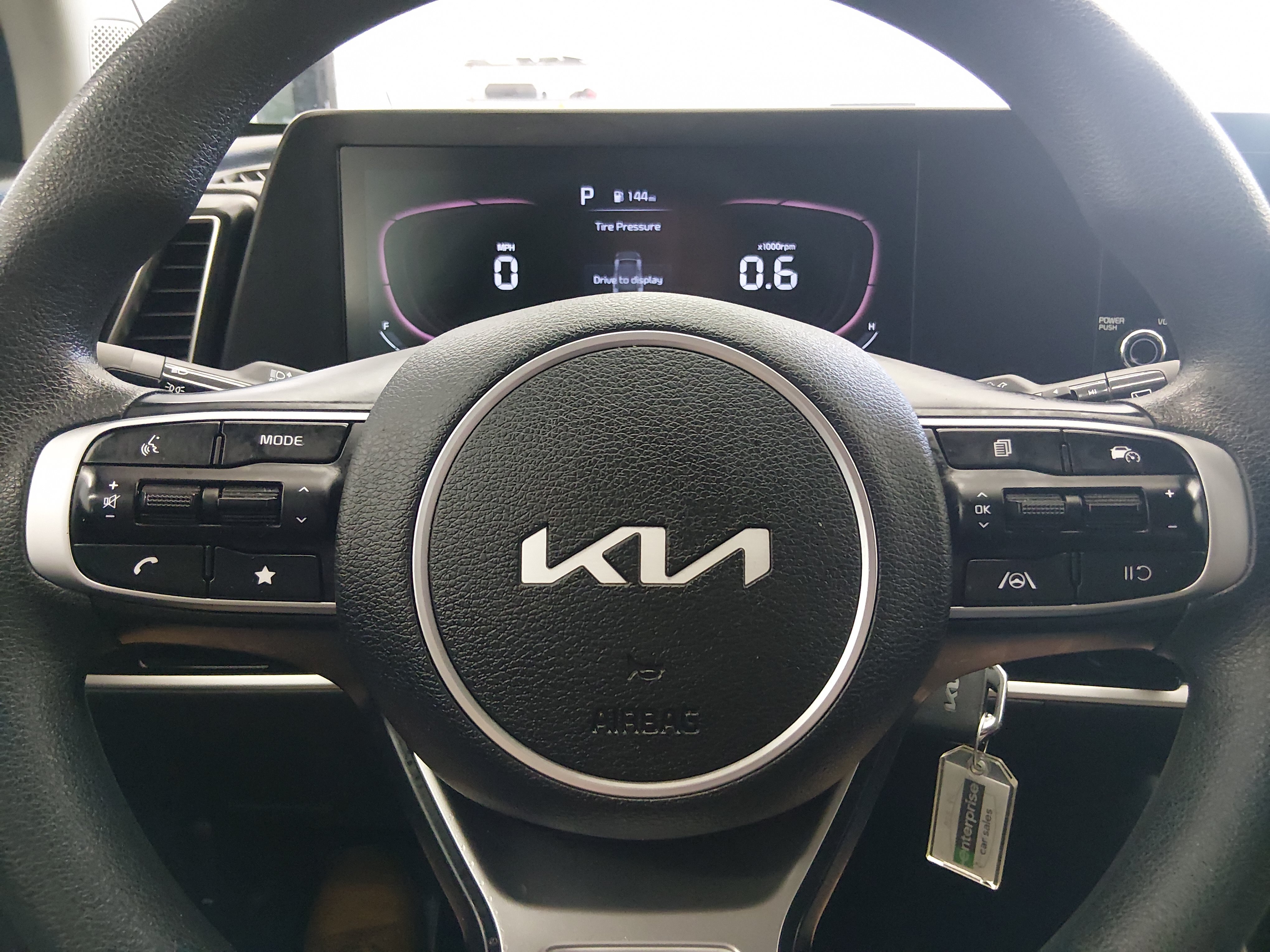 2024 Kia Sportage LX - Photo 12
