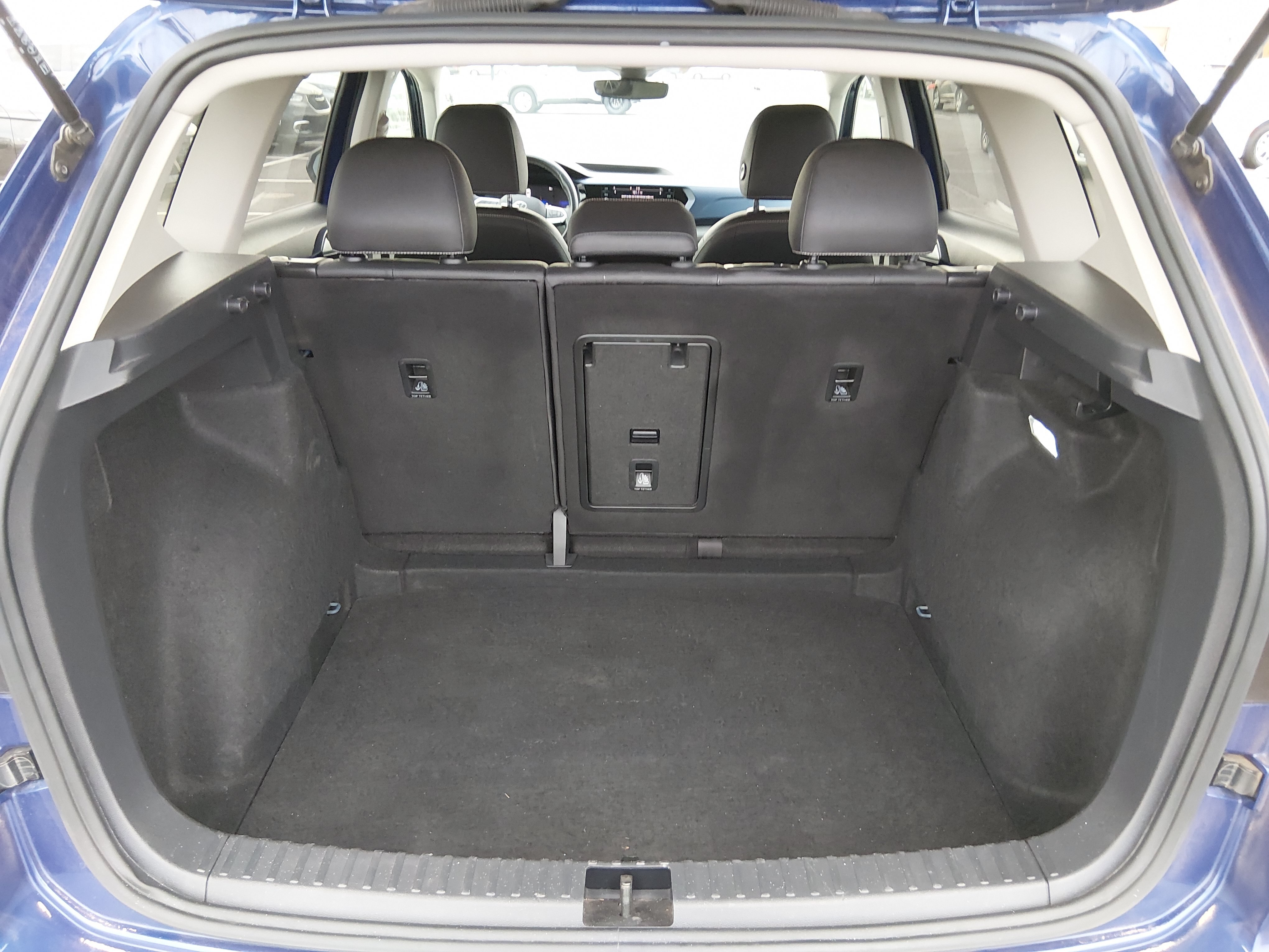 2024 Volkswagen Taos SE - Photo 11