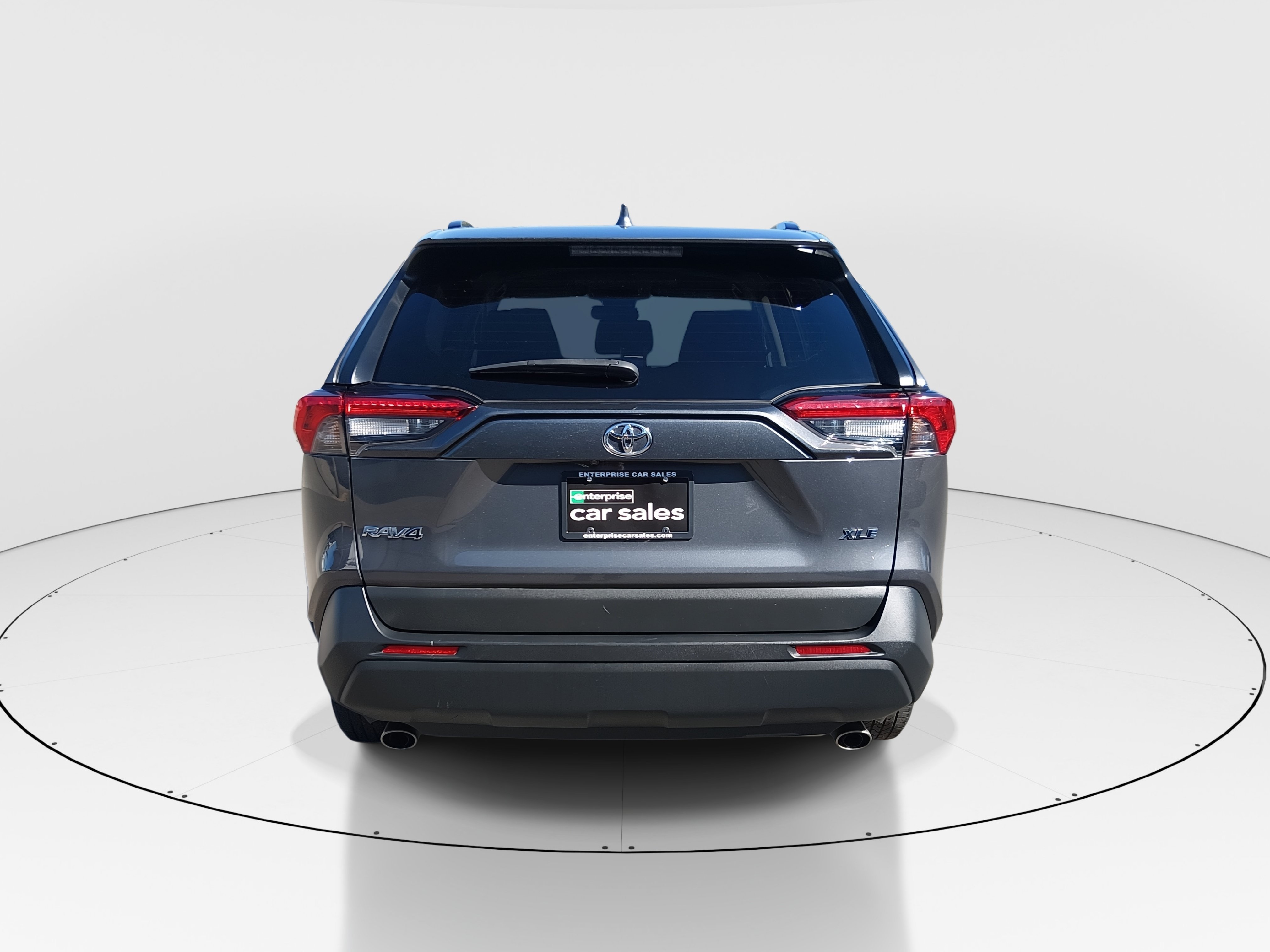 2024 Toyota RAV4 XLE - Photo 6