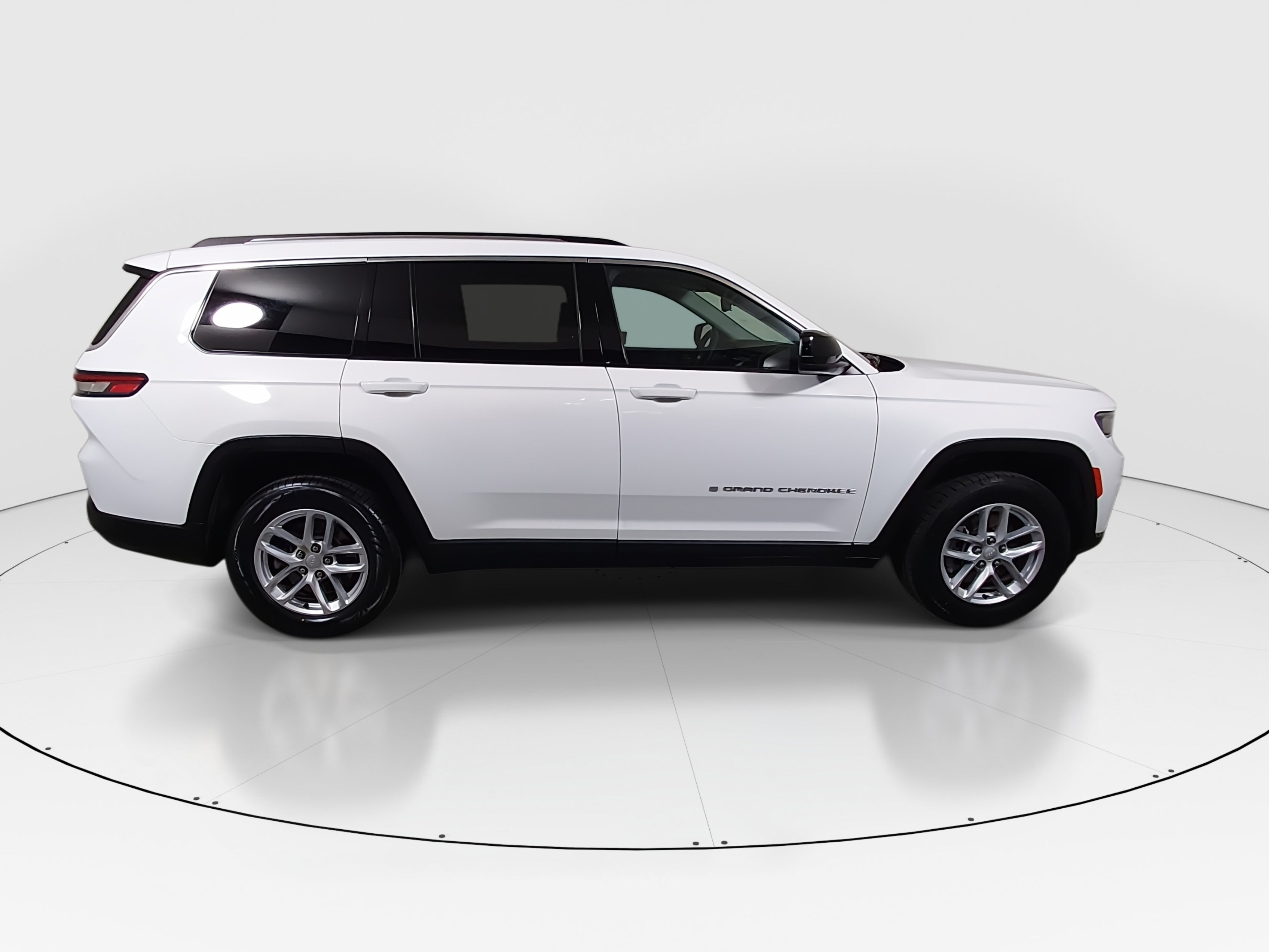 2023 Jeep Grand Cherokee L Laredo - Photo 8