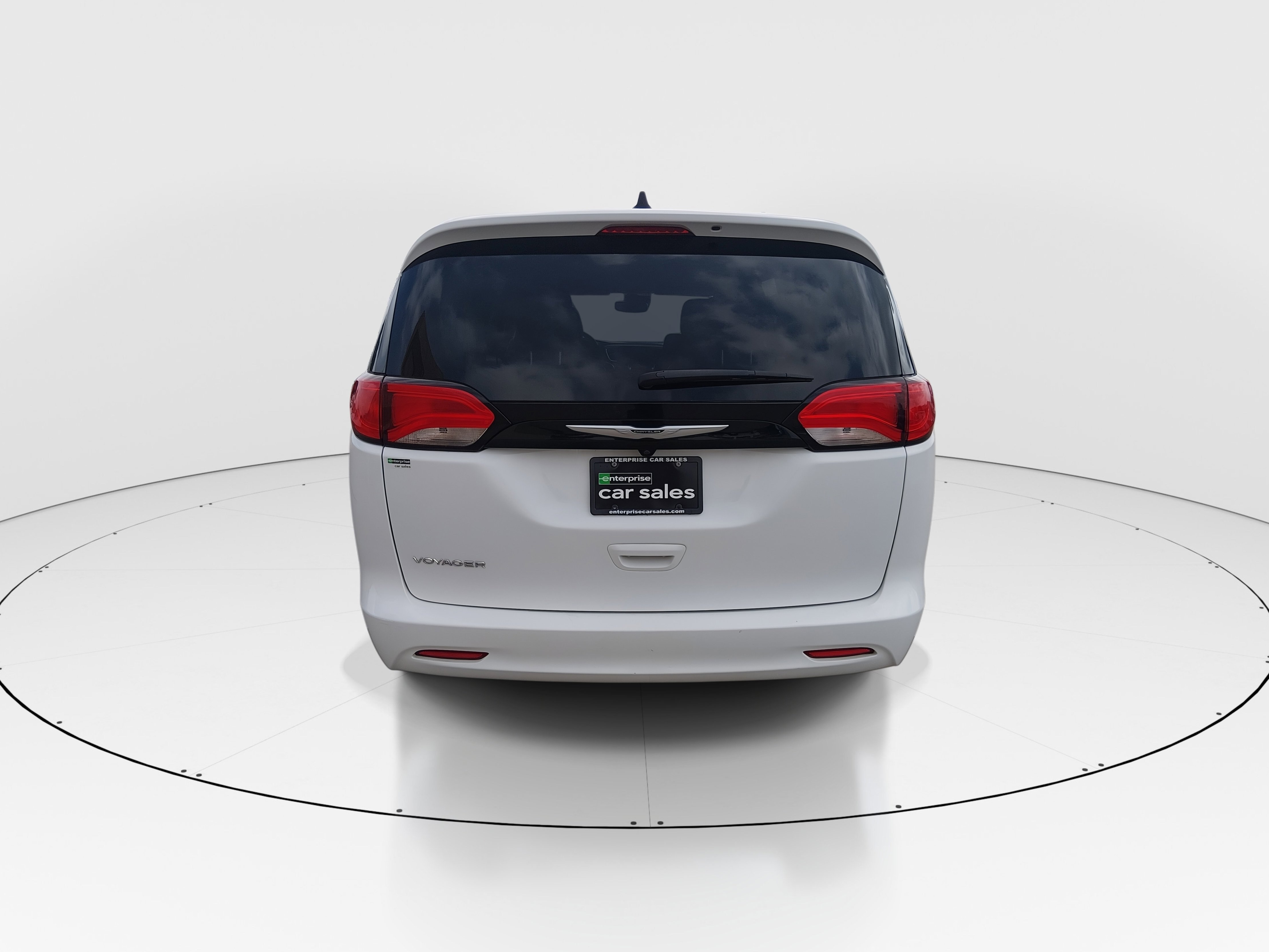 2023 Chrysler Voyager LX - Photo 6