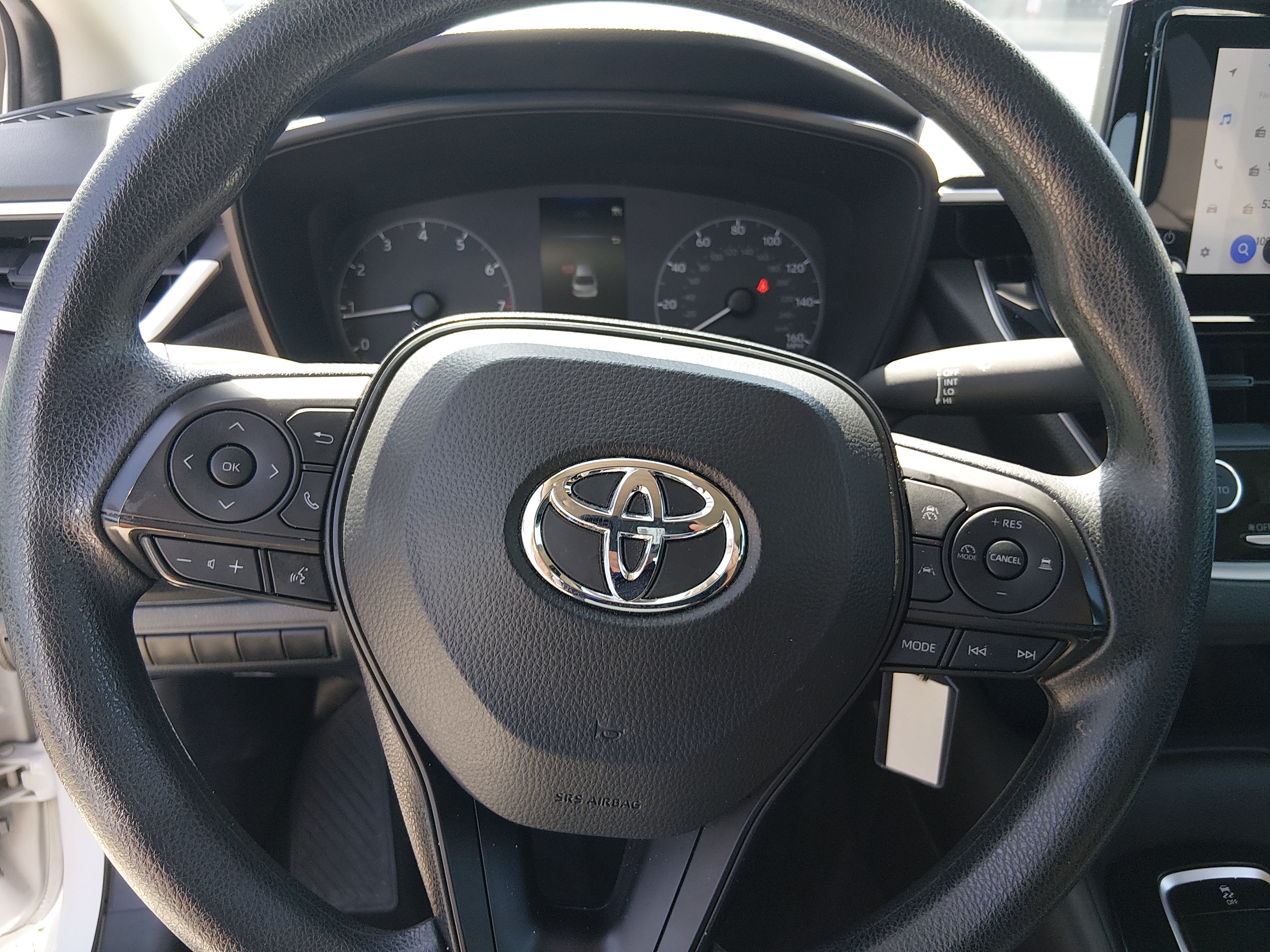 2024 Toyota Corolla LE - Photo 12