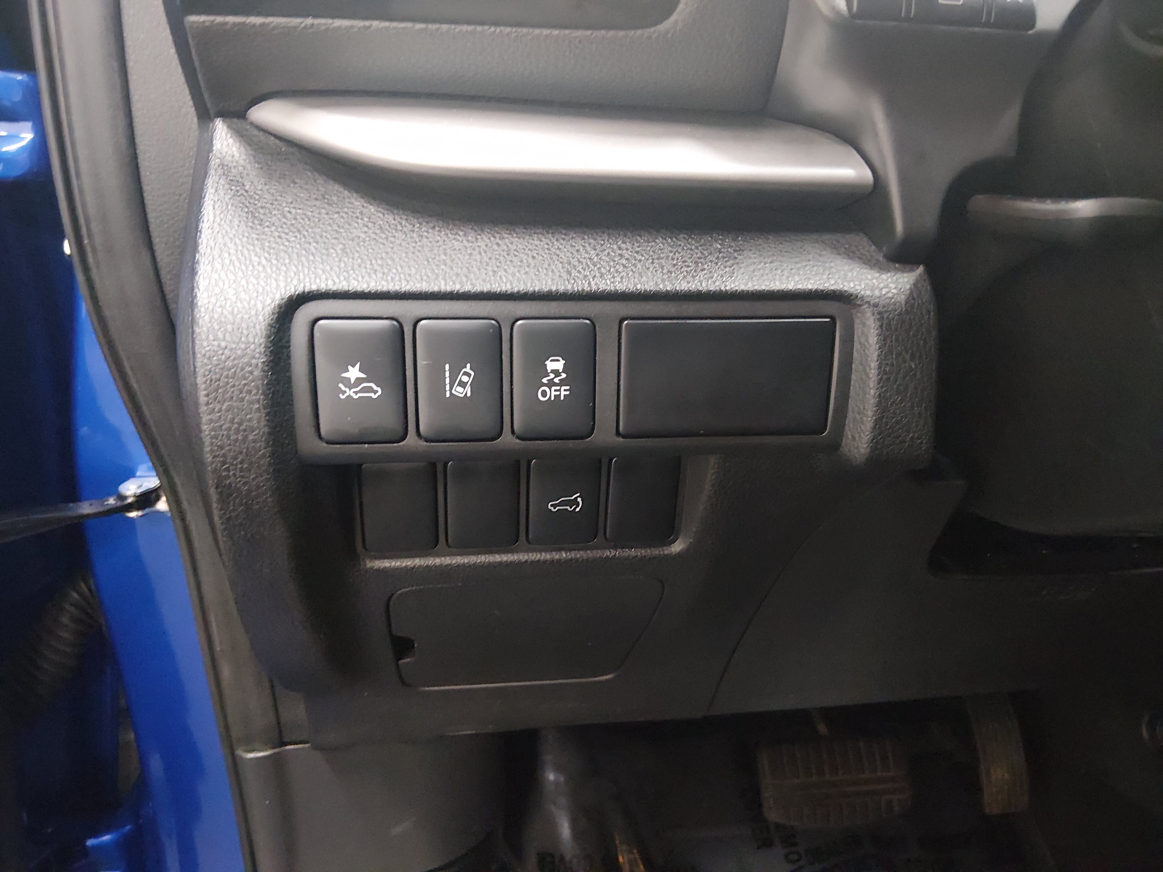 2025 Mitsubishi Eclipse Cross SE - Photo 13