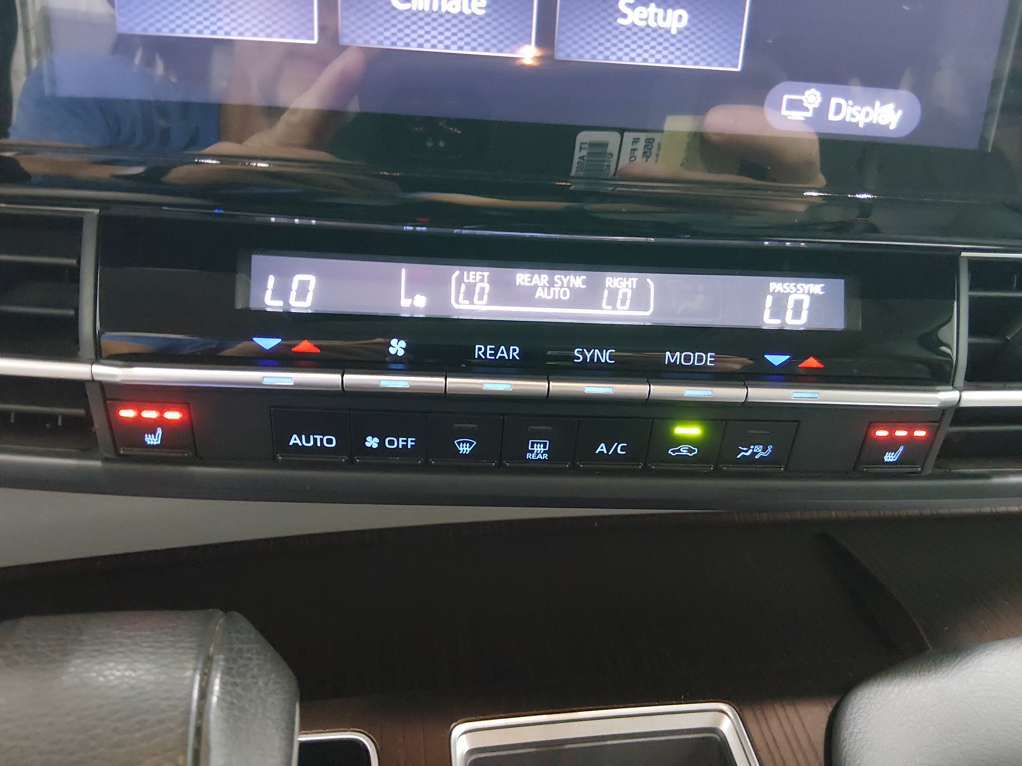 2024 Toyota Sienna XLE - Photo 18