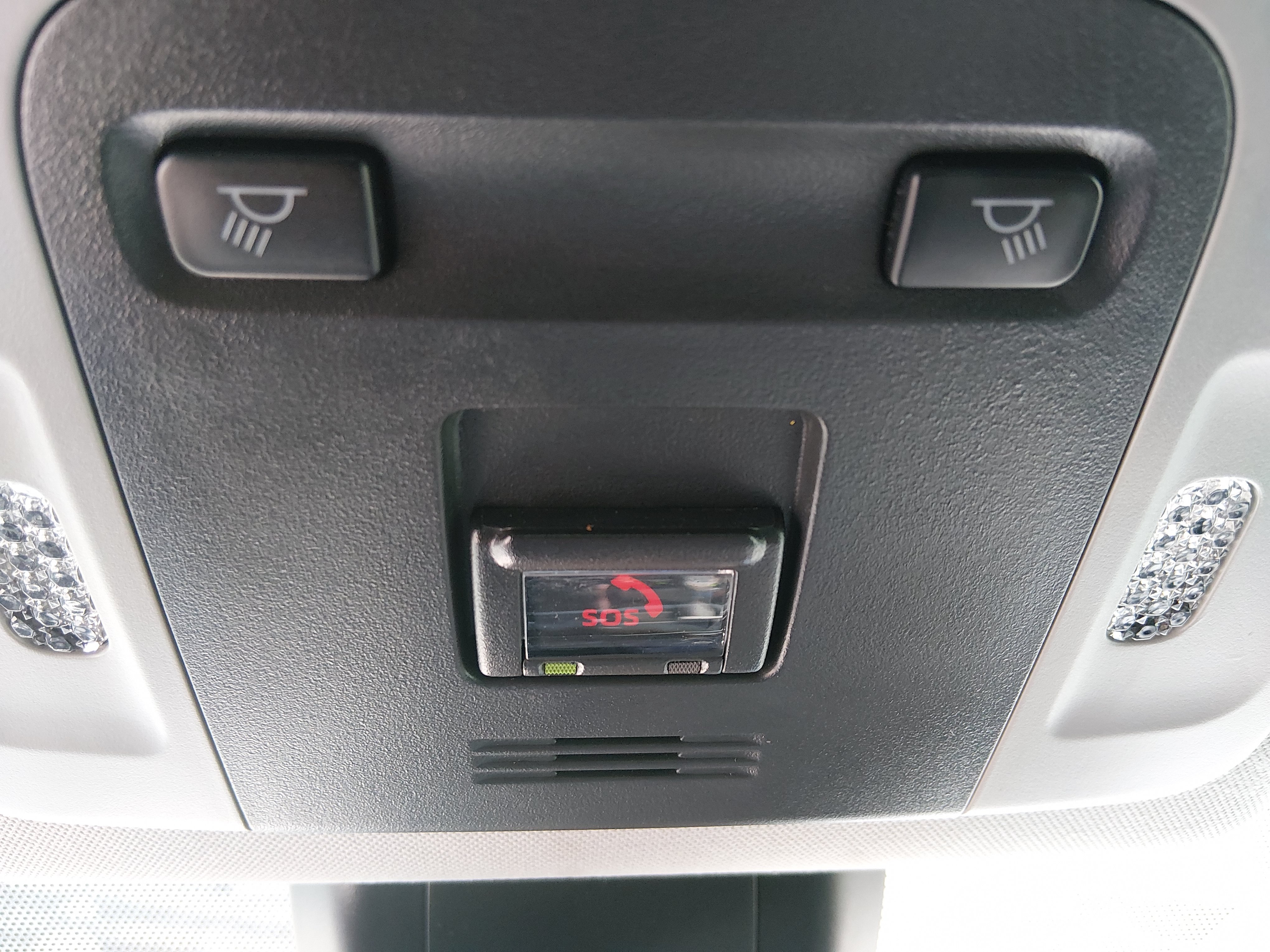 2024 Toyota Camry SE - Photo 19