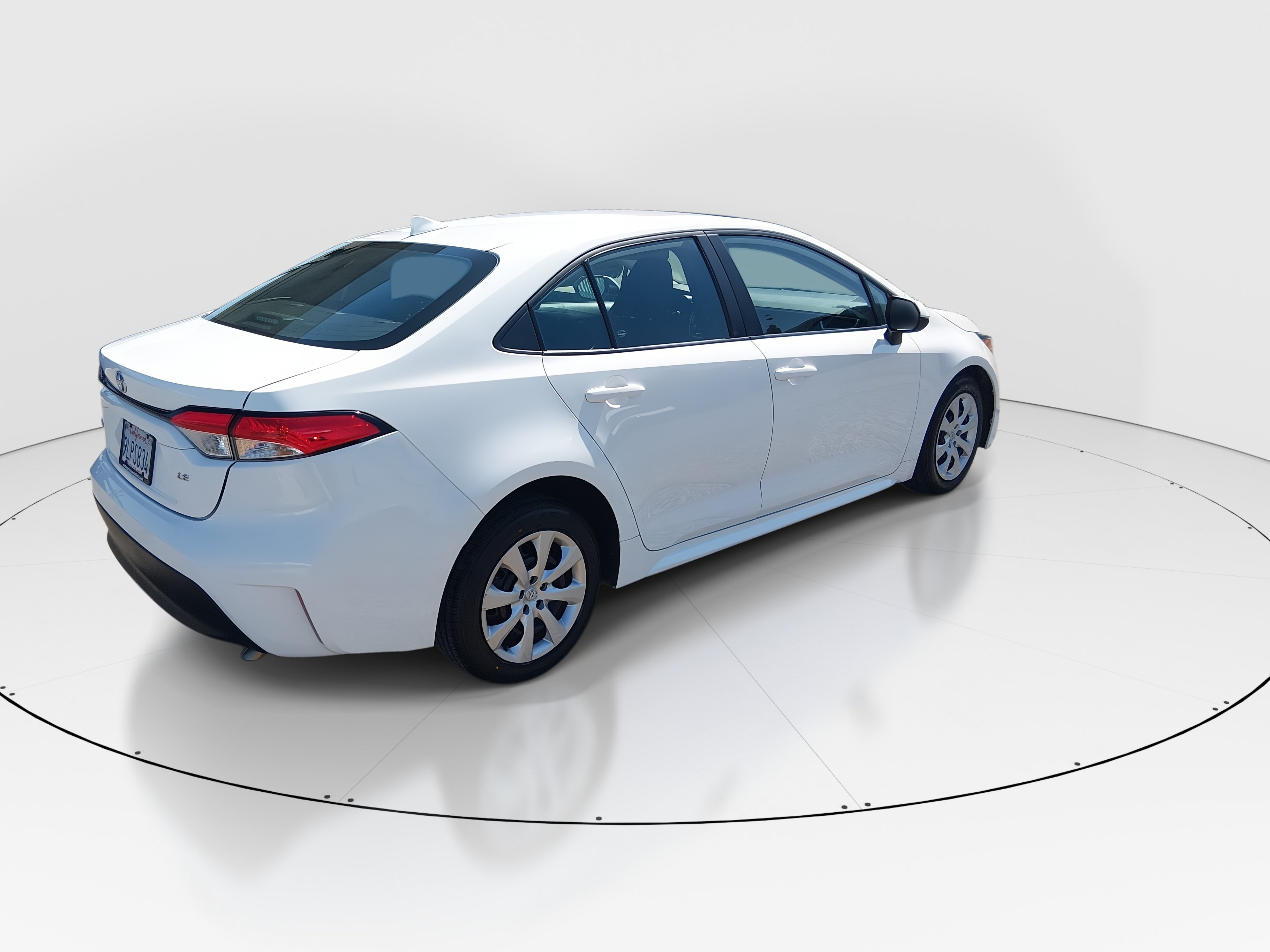 2024 Toyota Corolla LE - Photo 7