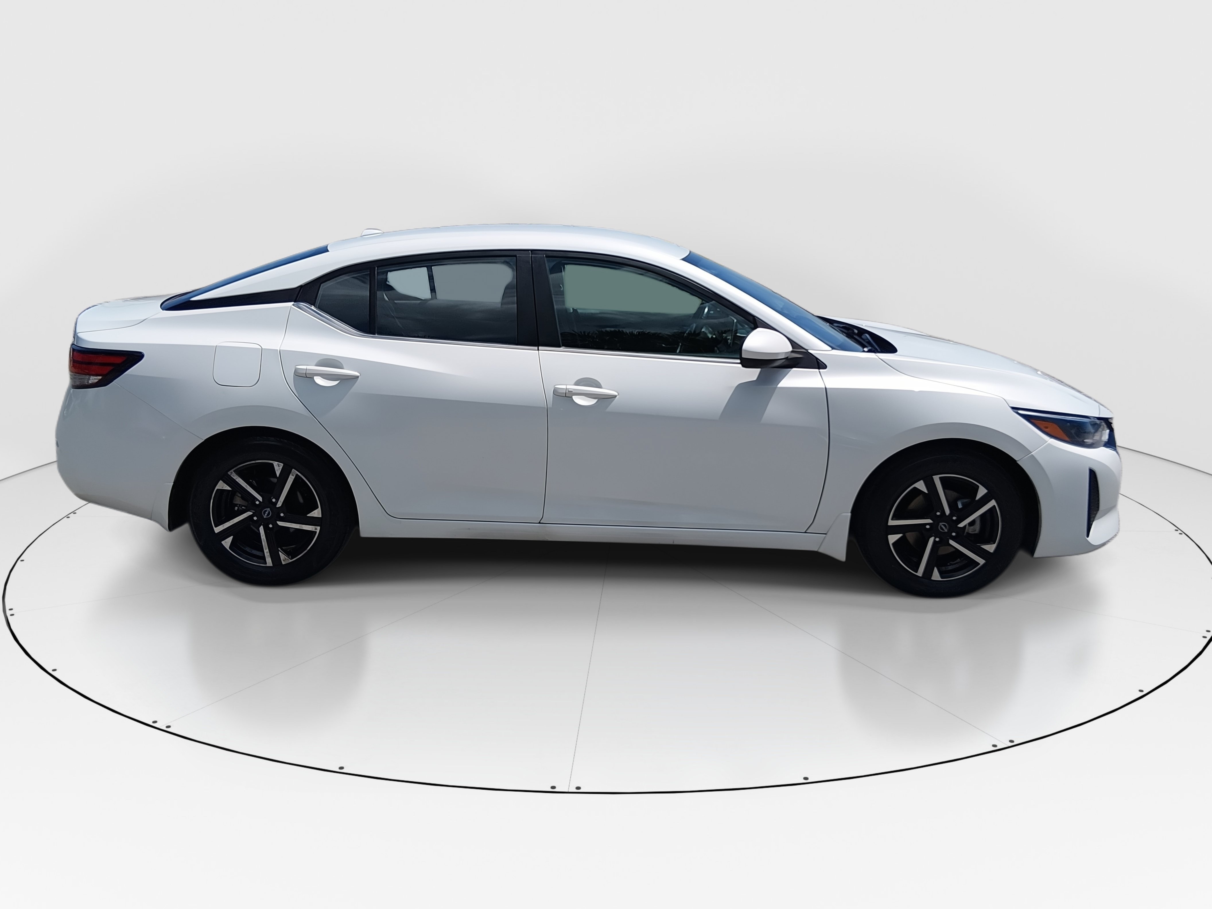 2024 Nissan Sentra SV - Photo 8