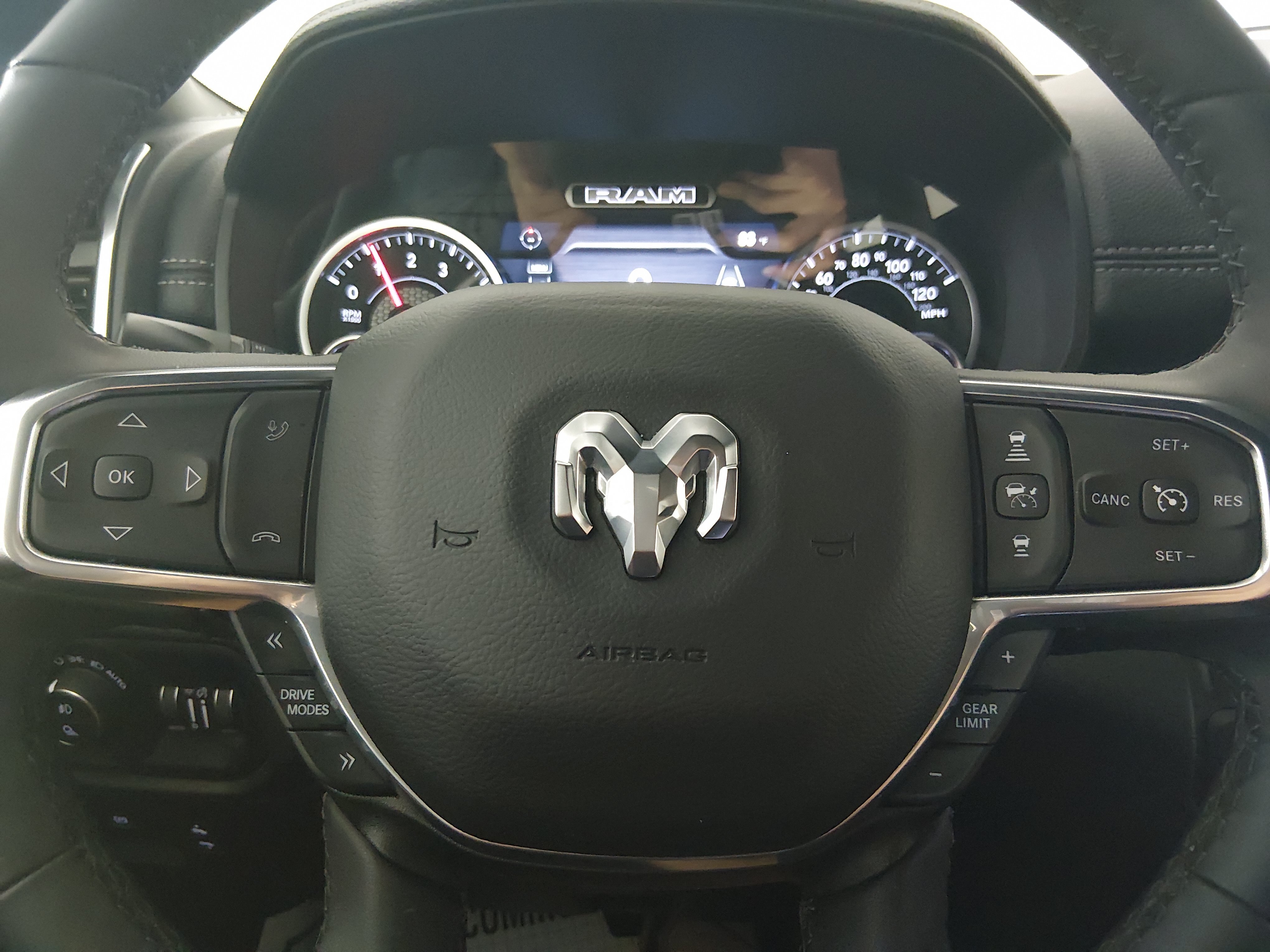 2026 RAM Ram 1500 Pickup Laramie - Photo 12