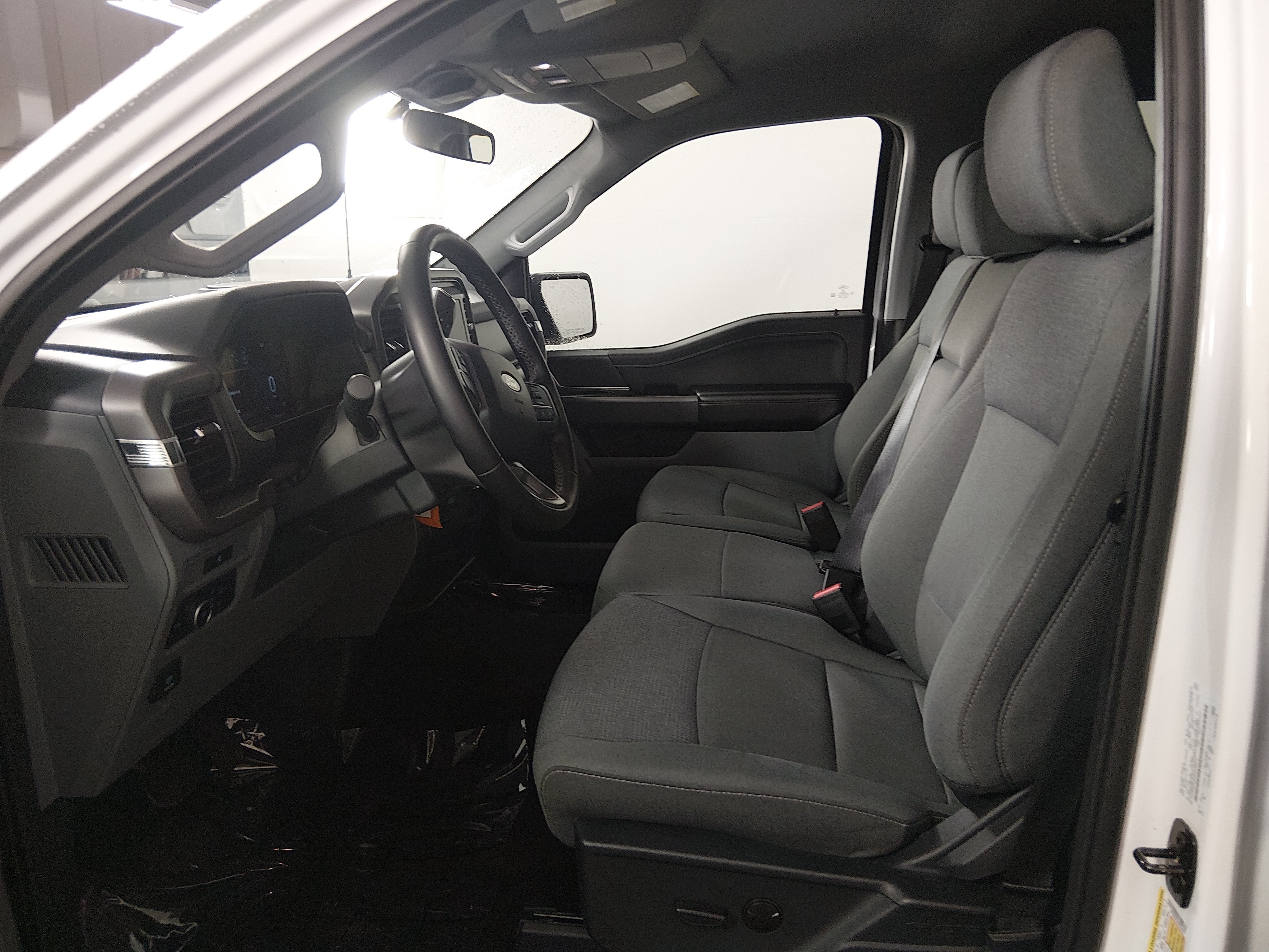 2025 Ford F-150 XLT - Photo 19