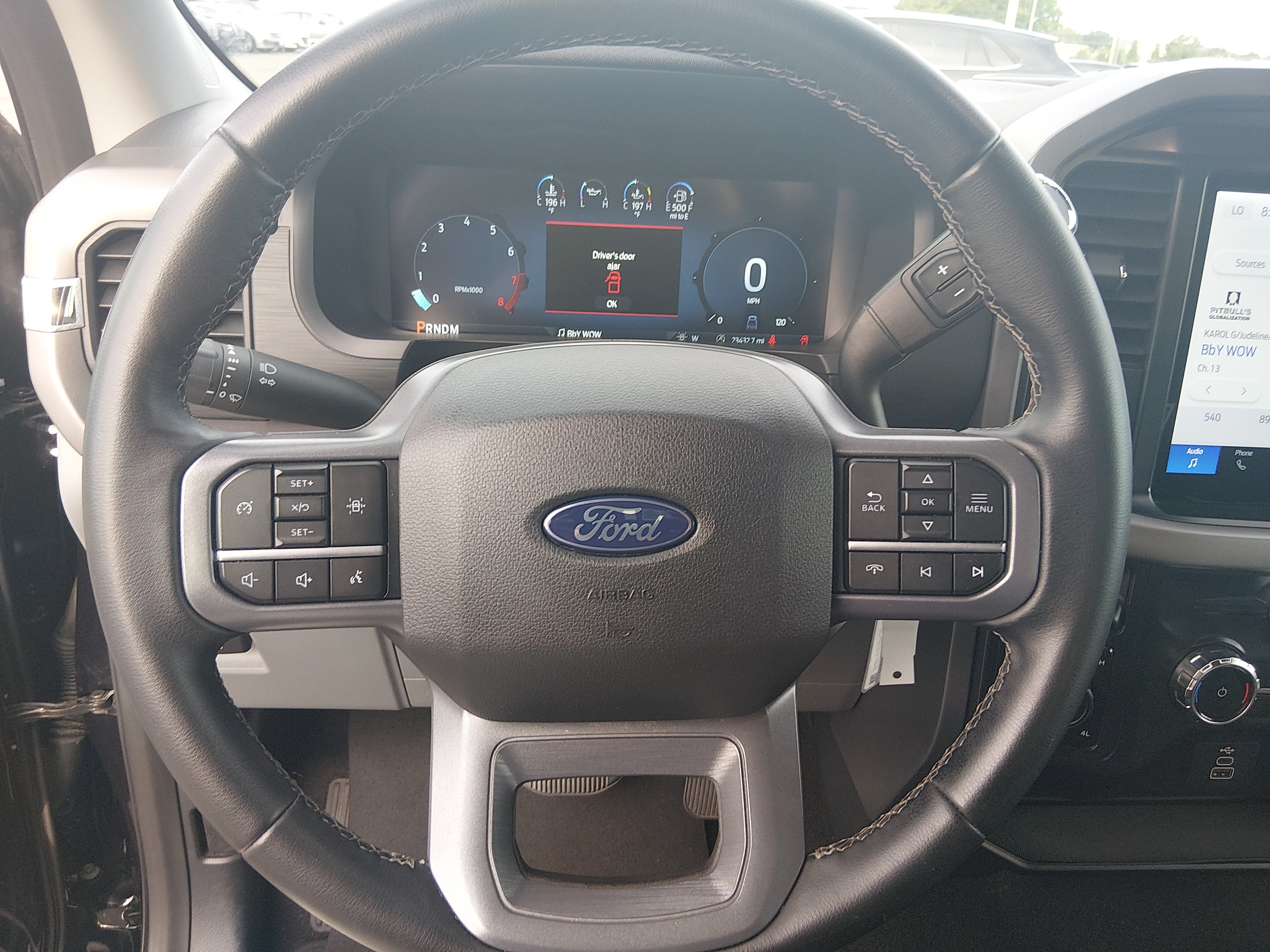 2025 Ford F-150 XLT - Photo 12